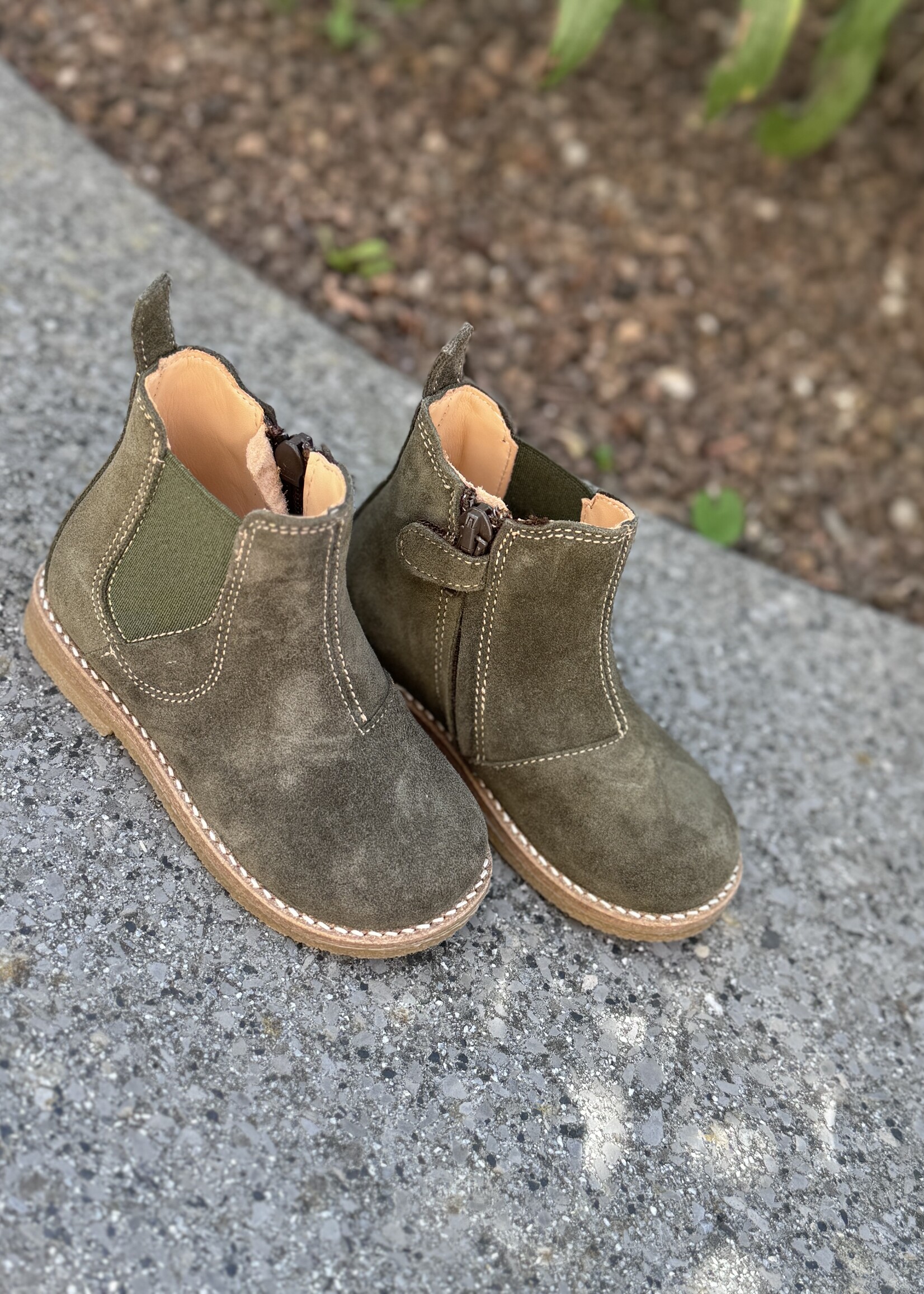 Ocra C922 enkellaarsje greasy fustagno groen