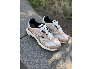 Diadora