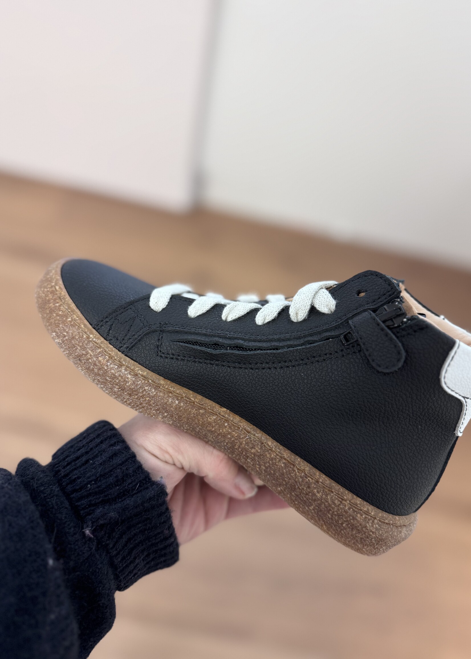 Ocra R003/8 recycle hoge zwarte sneaker veter/rits