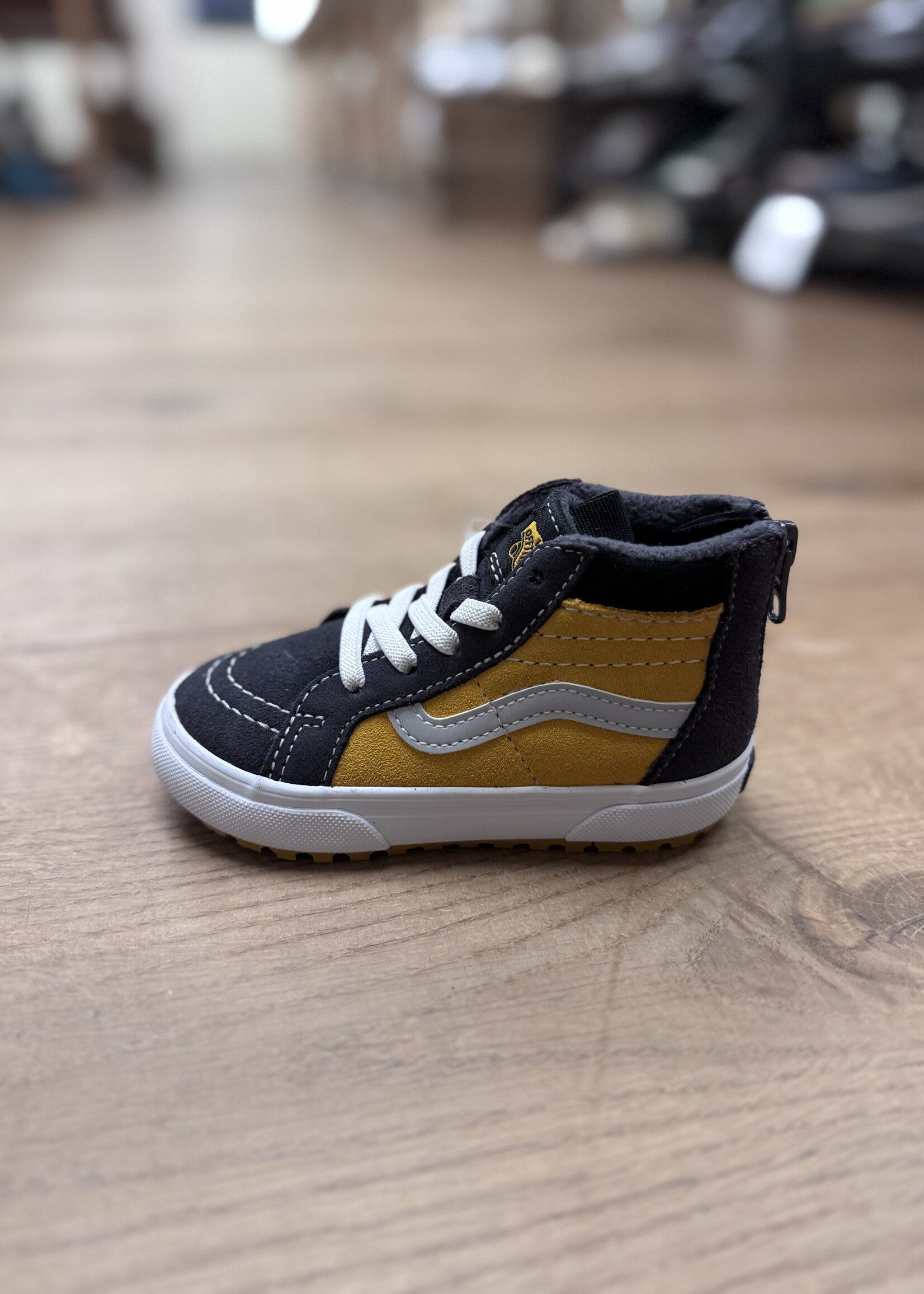 Vans UY SK8-Hi MTE-1 reflective sidestrp golden yellow black kids