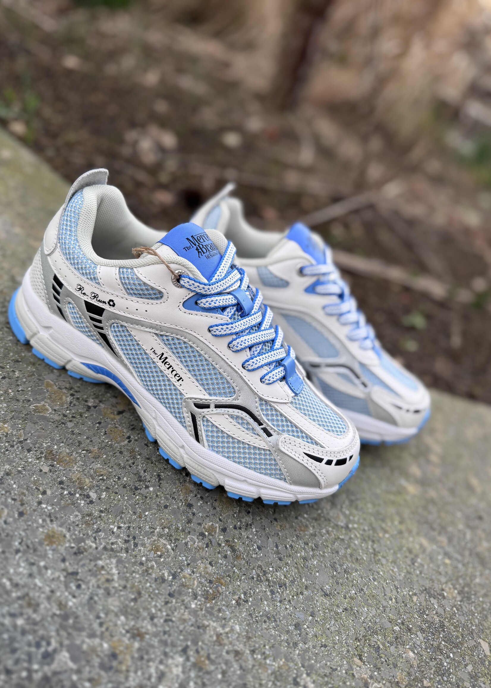 Mercer Re-Run white silver white/blue