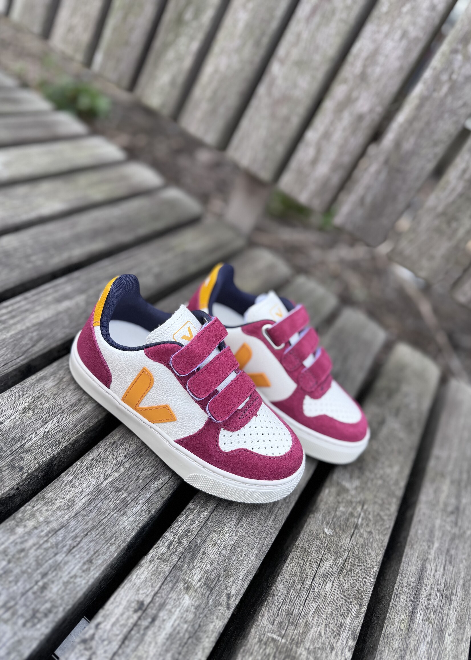 VEJA small V-10 pure ouro marsala