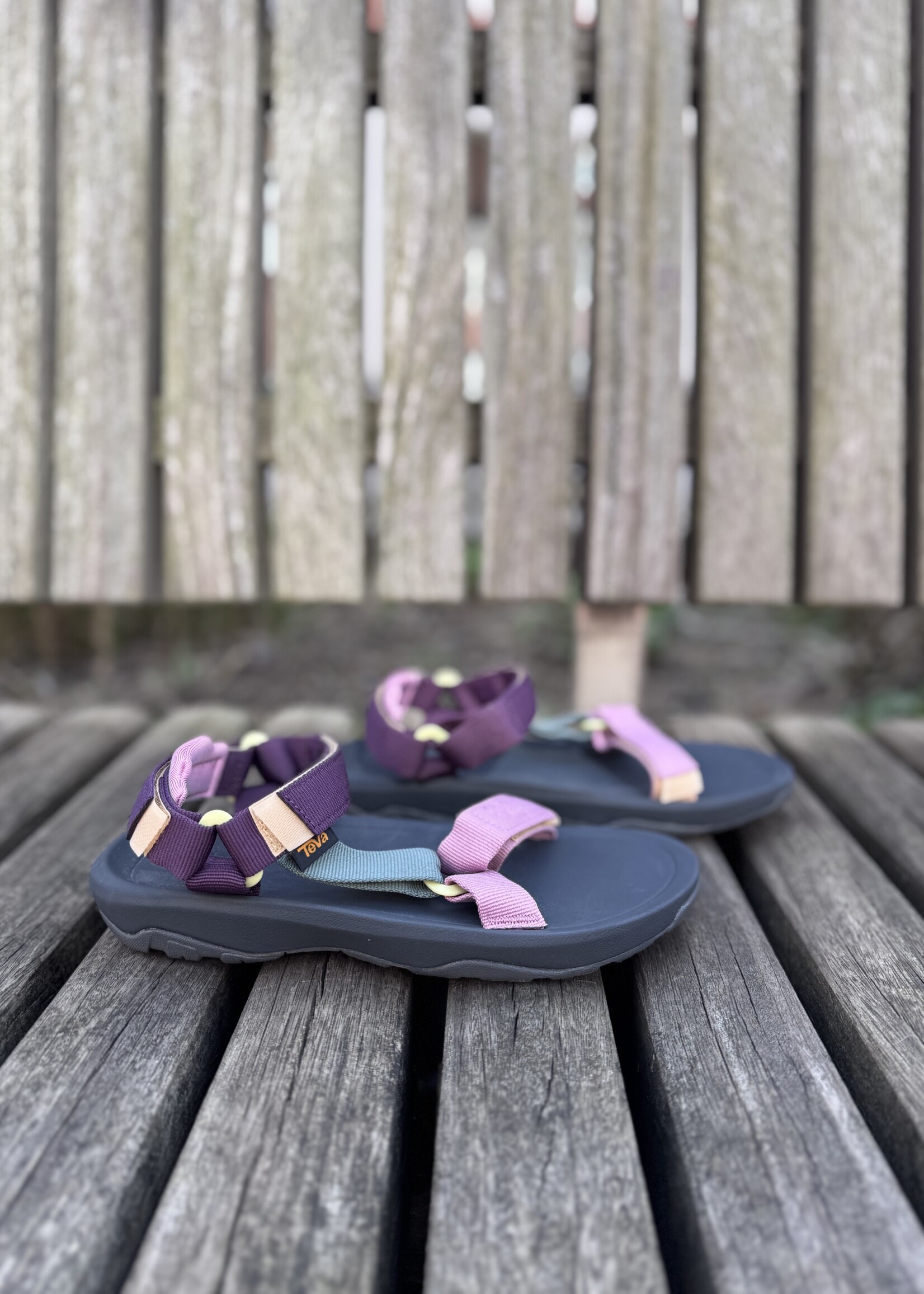 TEVA hurricane XLT2 eggplant multi