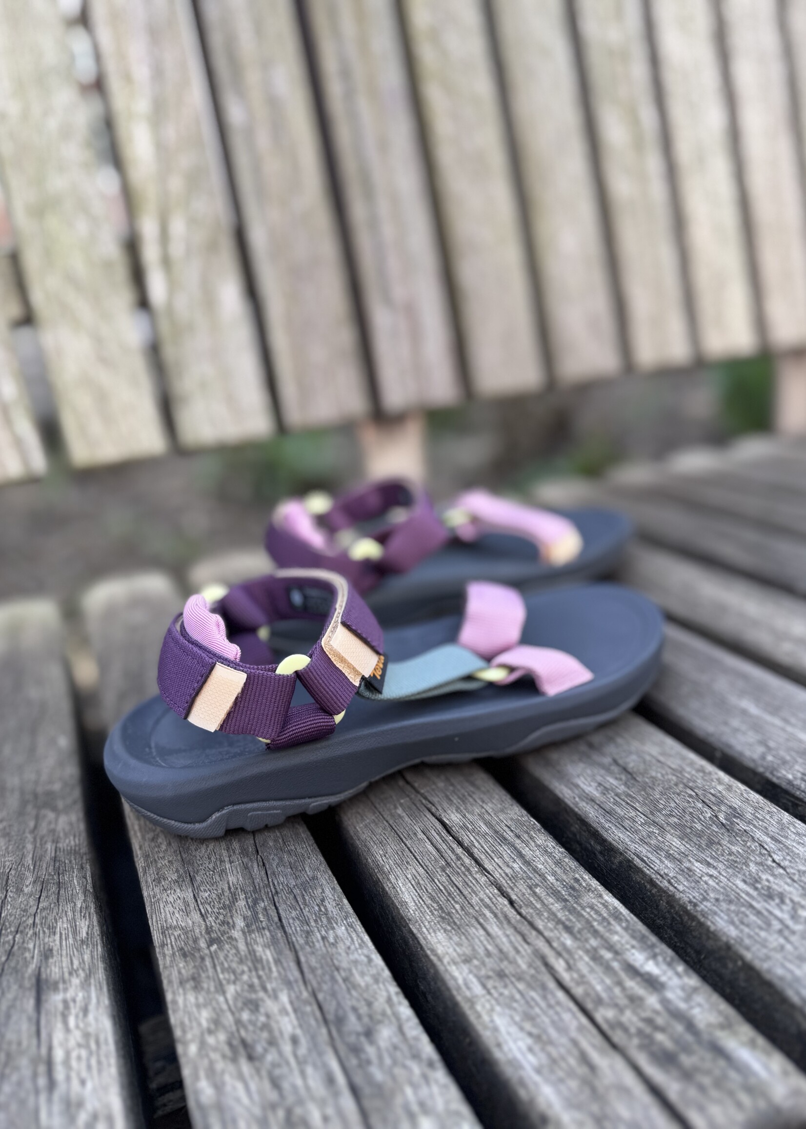 TEVA hurricane XLT2 eggplant multi