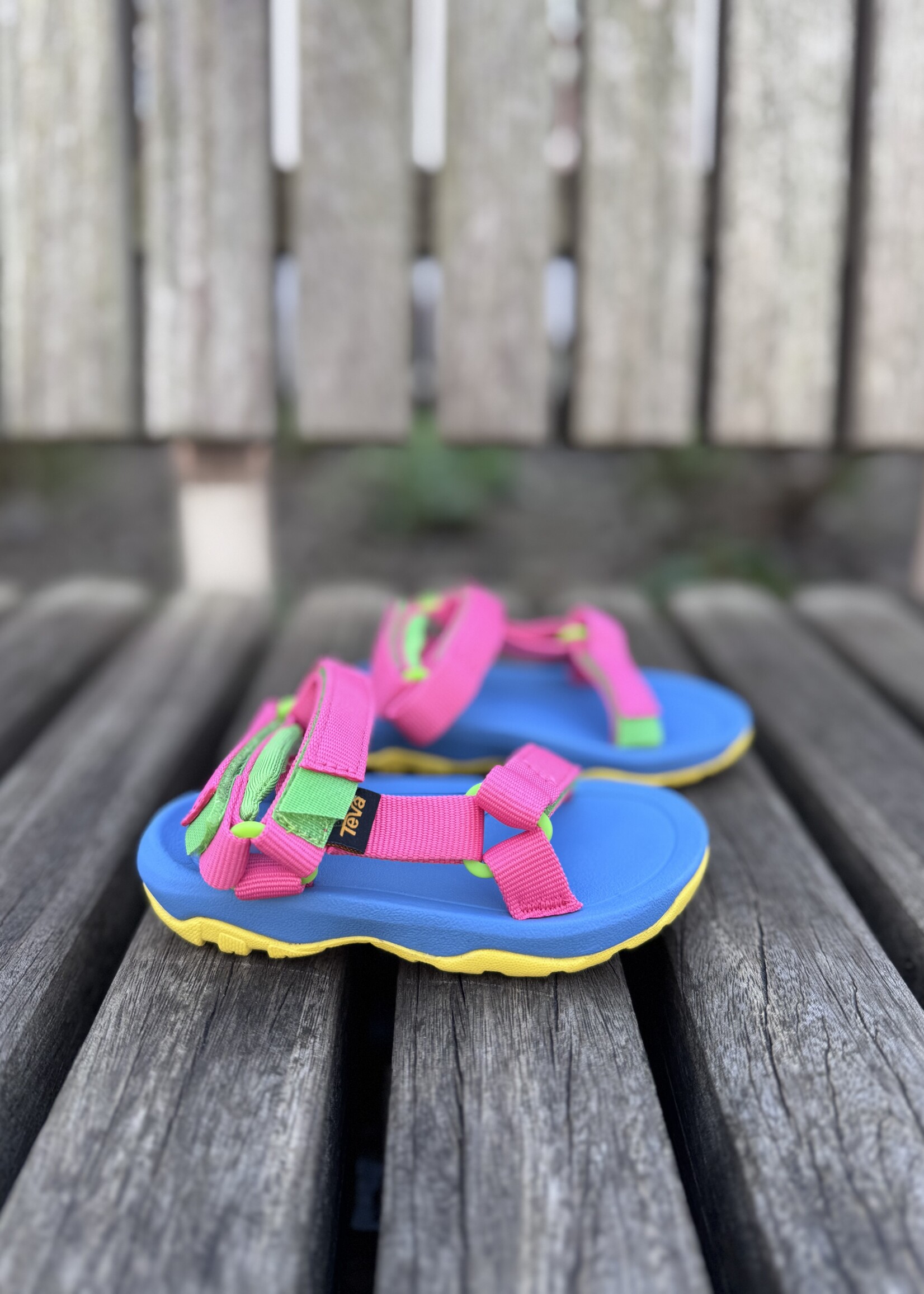 TEVA hurricane XLT2 hot pink multi