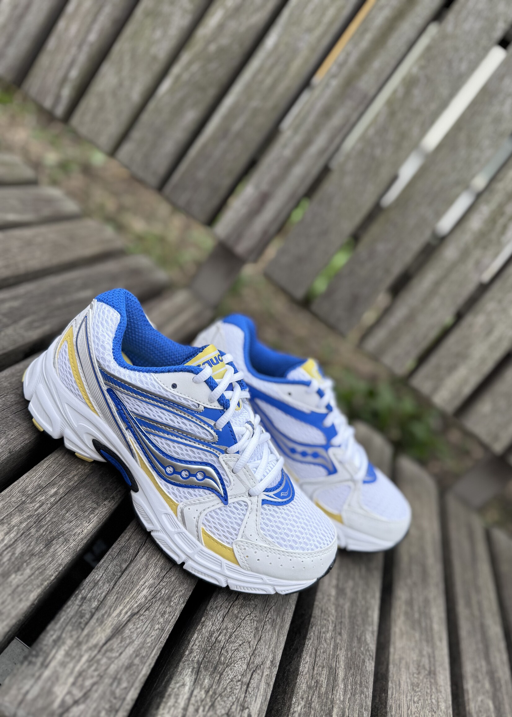 Saucony ride millenium white/multi blauw/geel