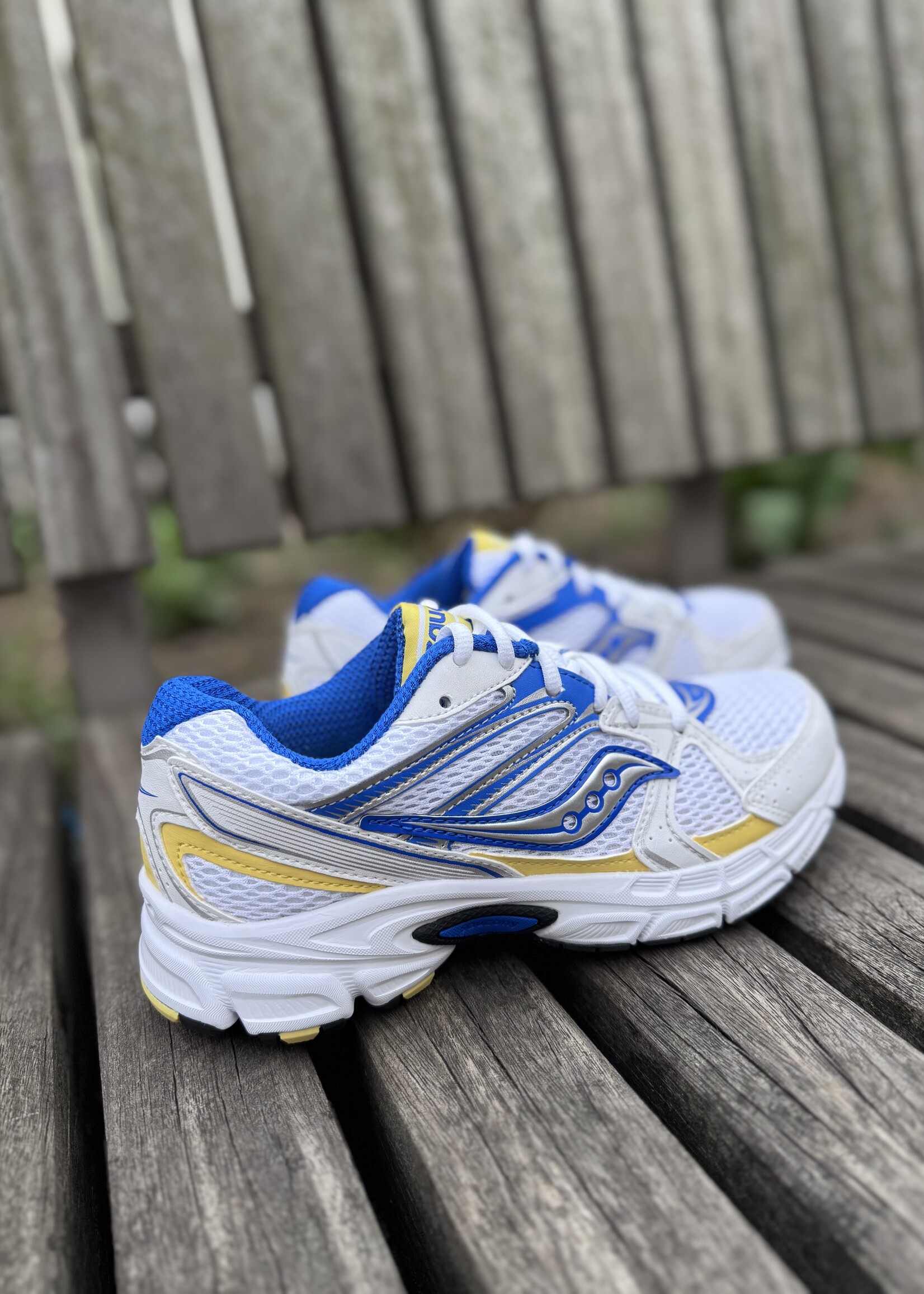 Saucony ride millenium white/multi blauw/geel