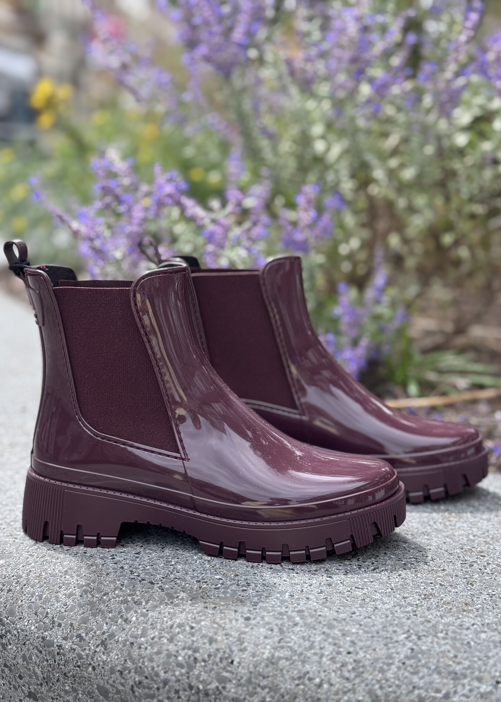 Lemon yelly peachy dark cherry