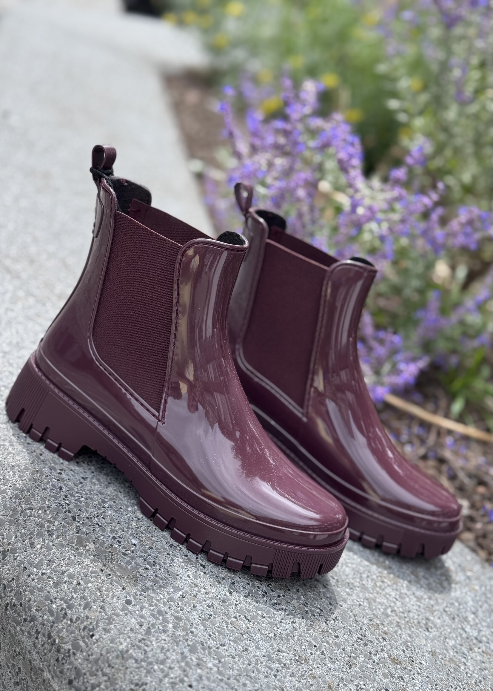 Lemon yelly peachy dark cherry