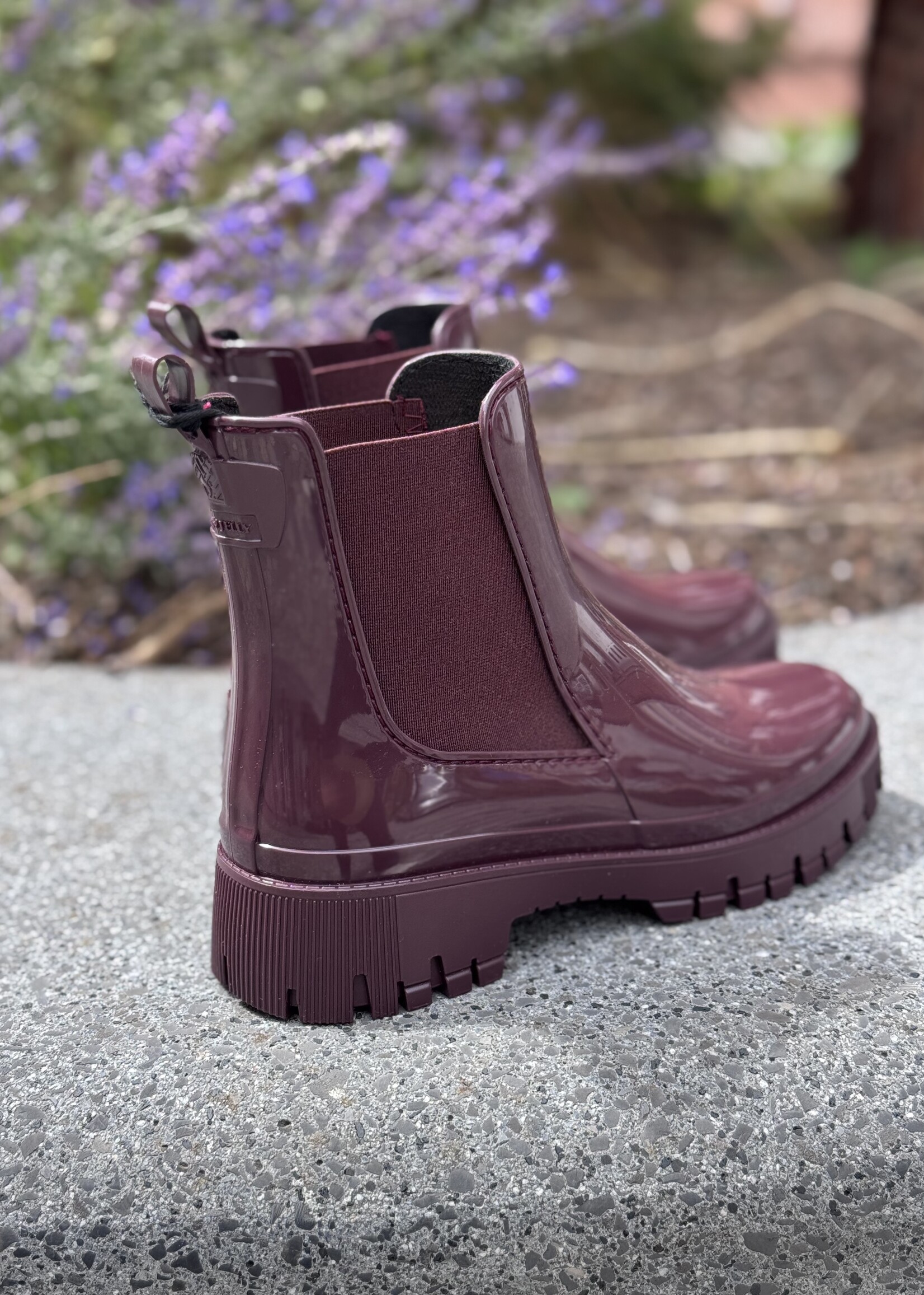 Lemon yelly peachy dark cherry