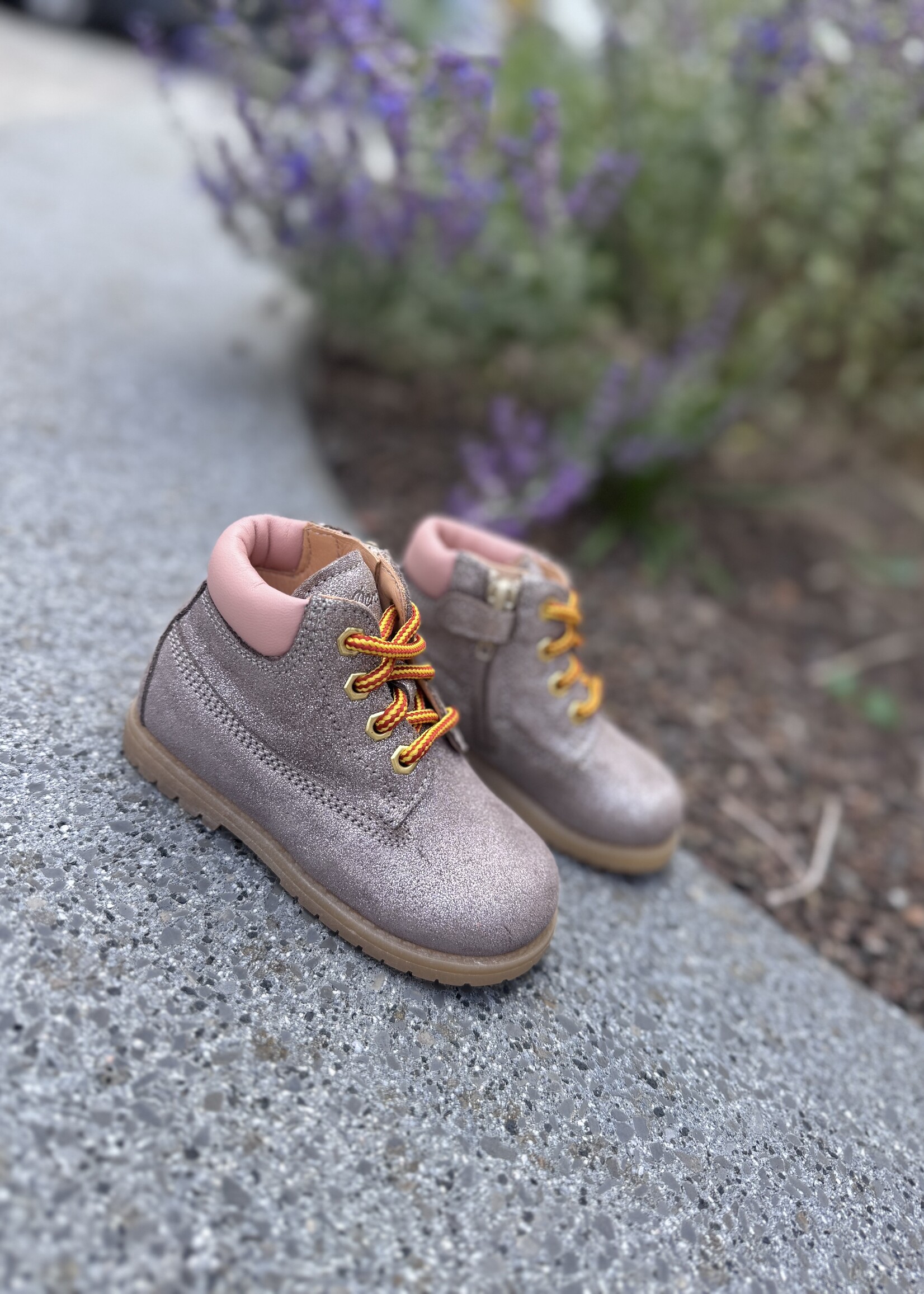 Ocra 664  chianti mouse