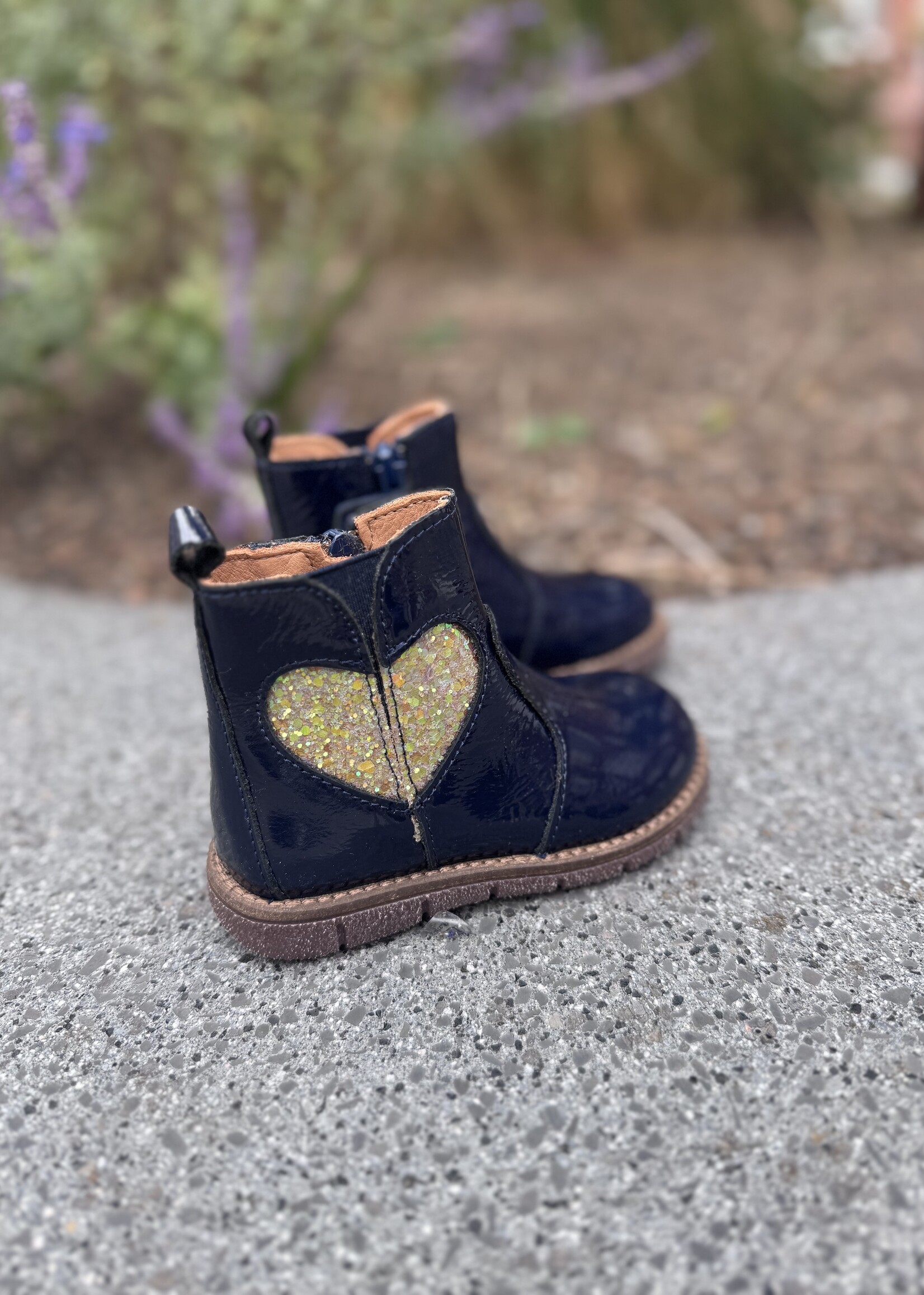 Bisgaard maggie navy patent