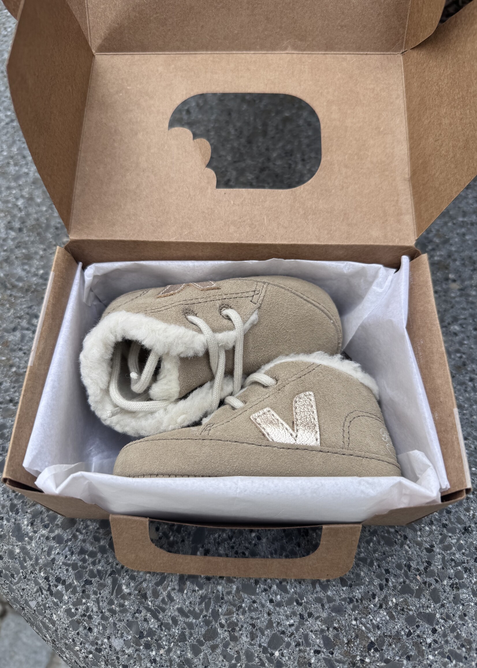 VEJA baby suede veja x bonpoint