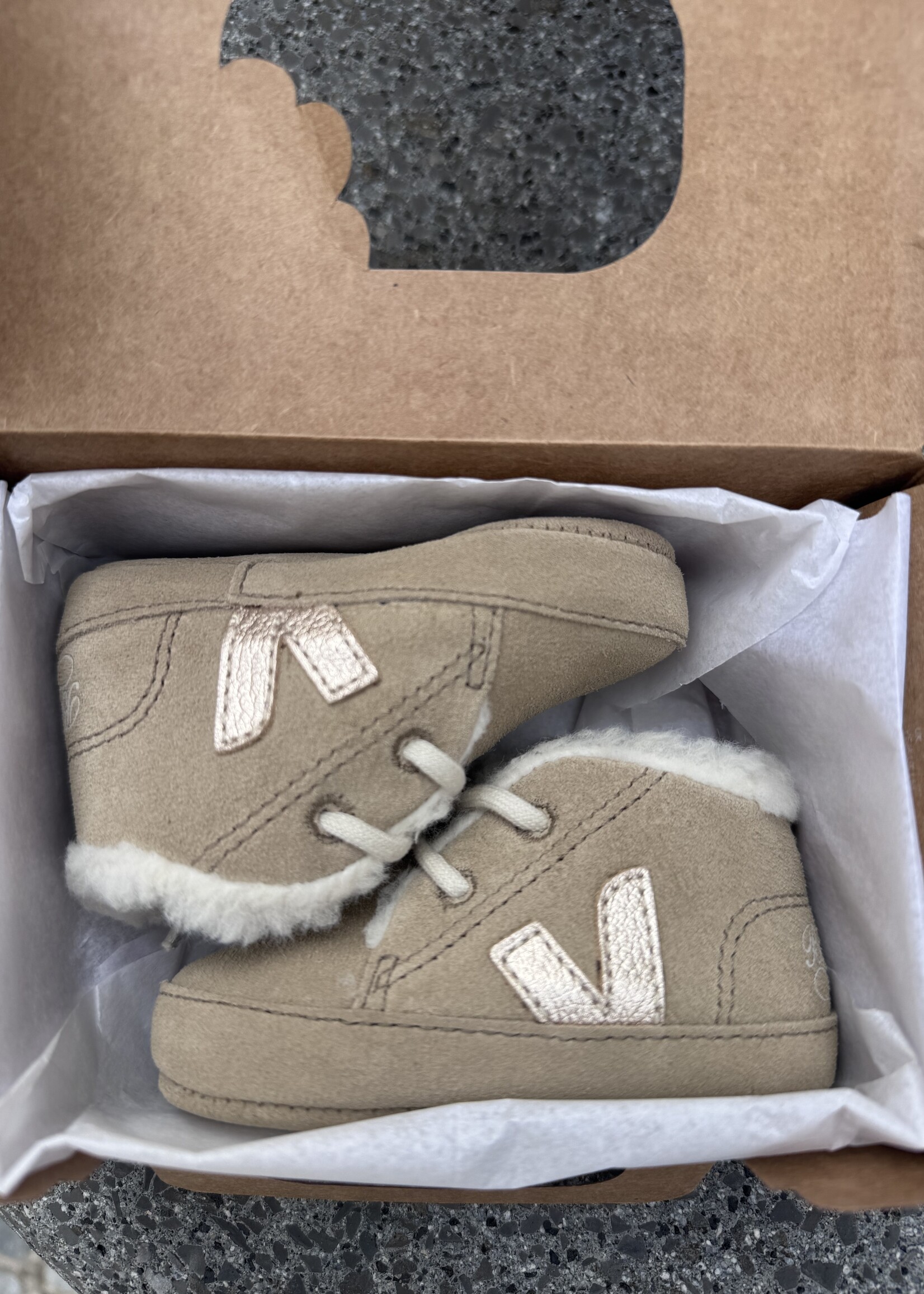 VEJA baby suede veja x bonpoint