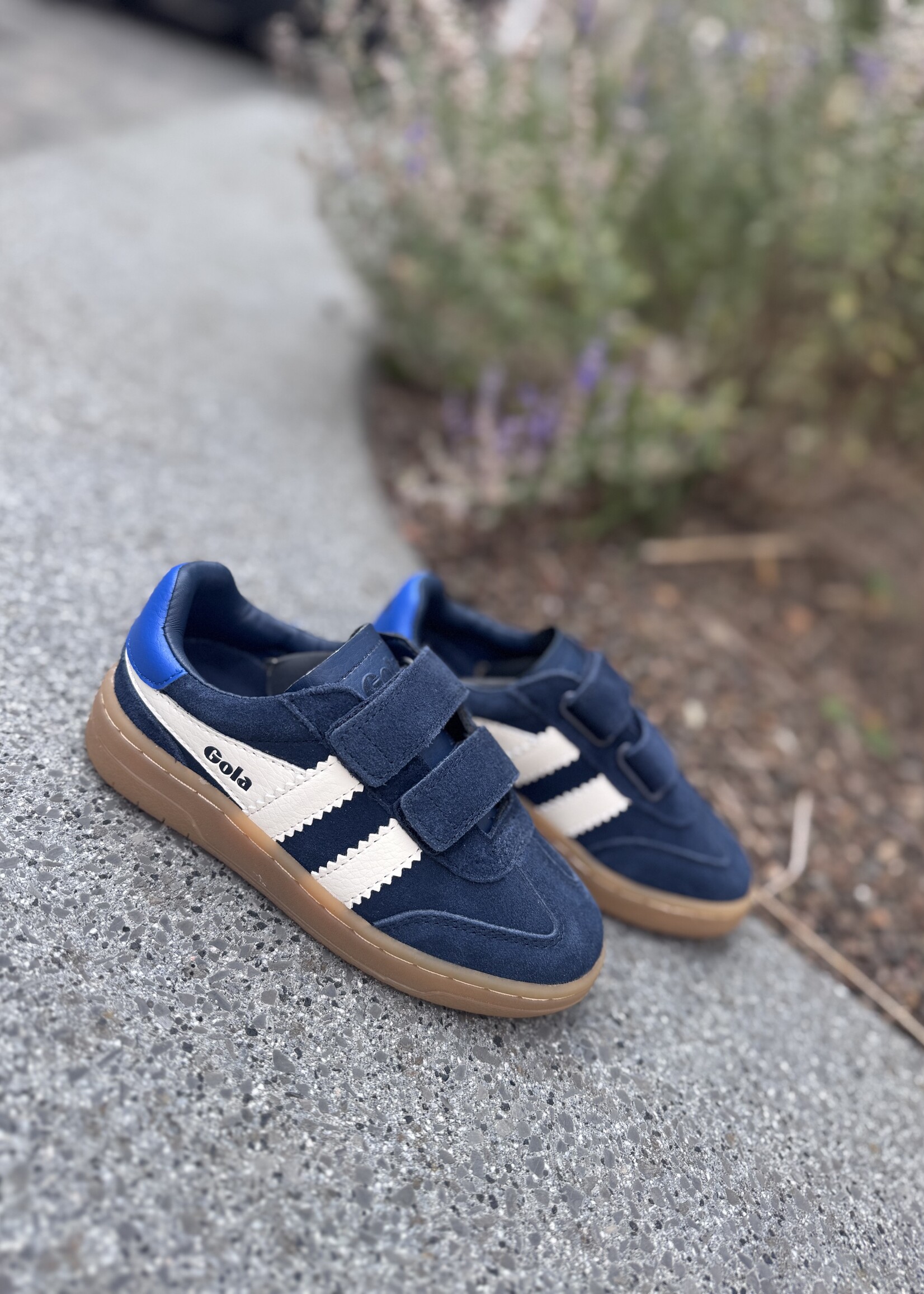 Gola viper strap trainer navy/ off white / sapphire