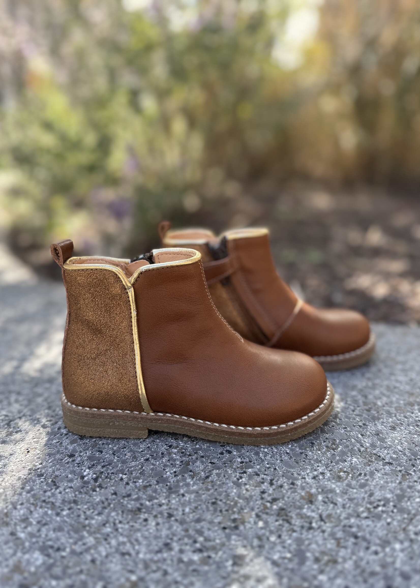 Ocra C521 enkellaarsje cognac glitter