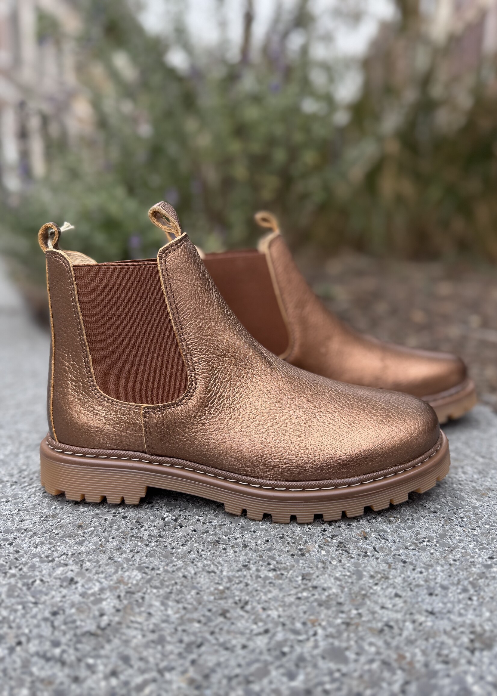 Angulus 2179-101 chelsea boot track sole bronze shine/cognac