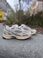 Mercer Re-Run Americana off white