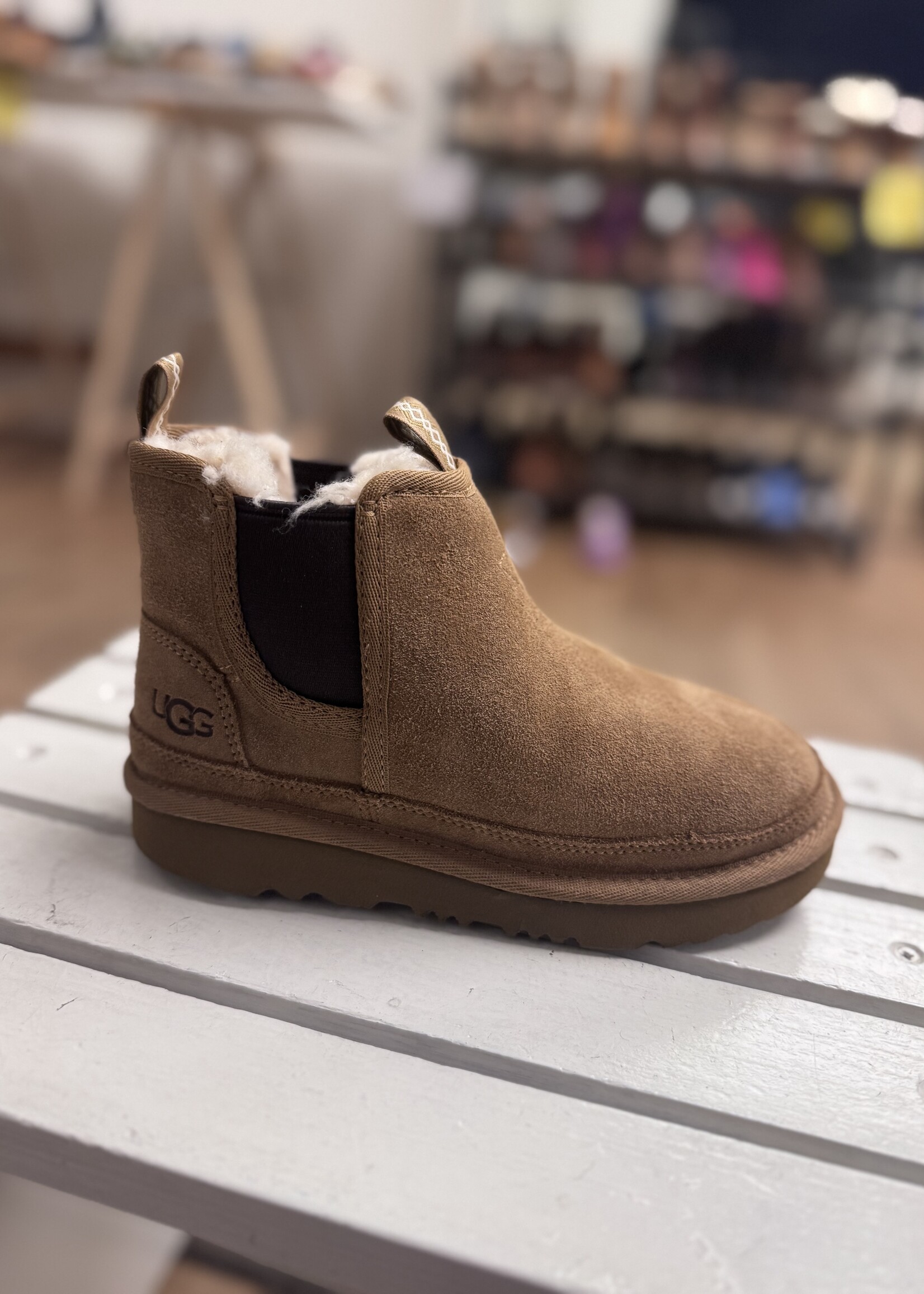 UGG 1143706 neumel chelsea chestnut