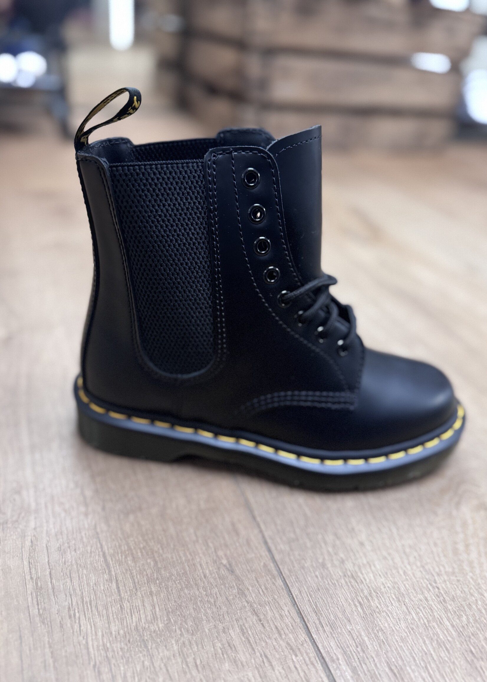 Dr Martens 1460 harper black smooth