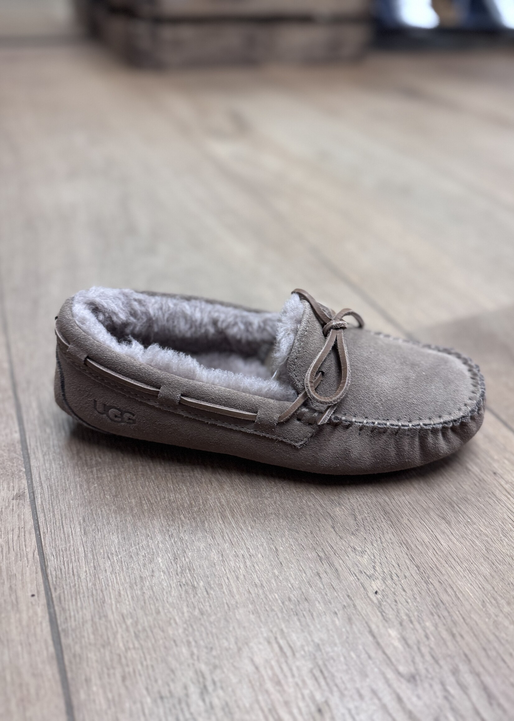 UGG 1107949 Dakota caribou
