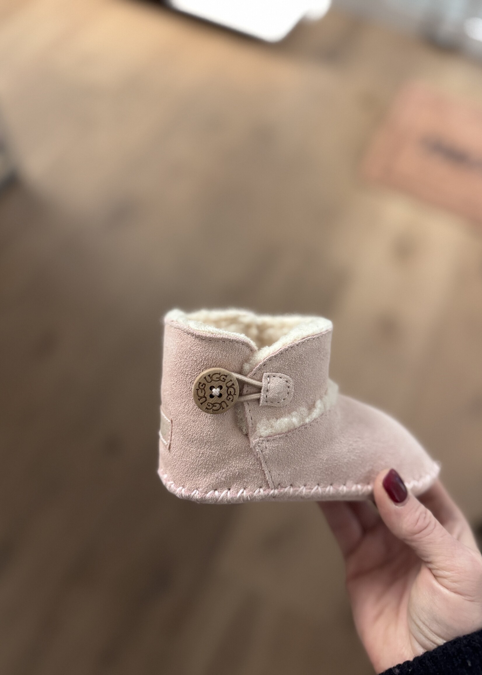 UGG 1018136I Lemmy II