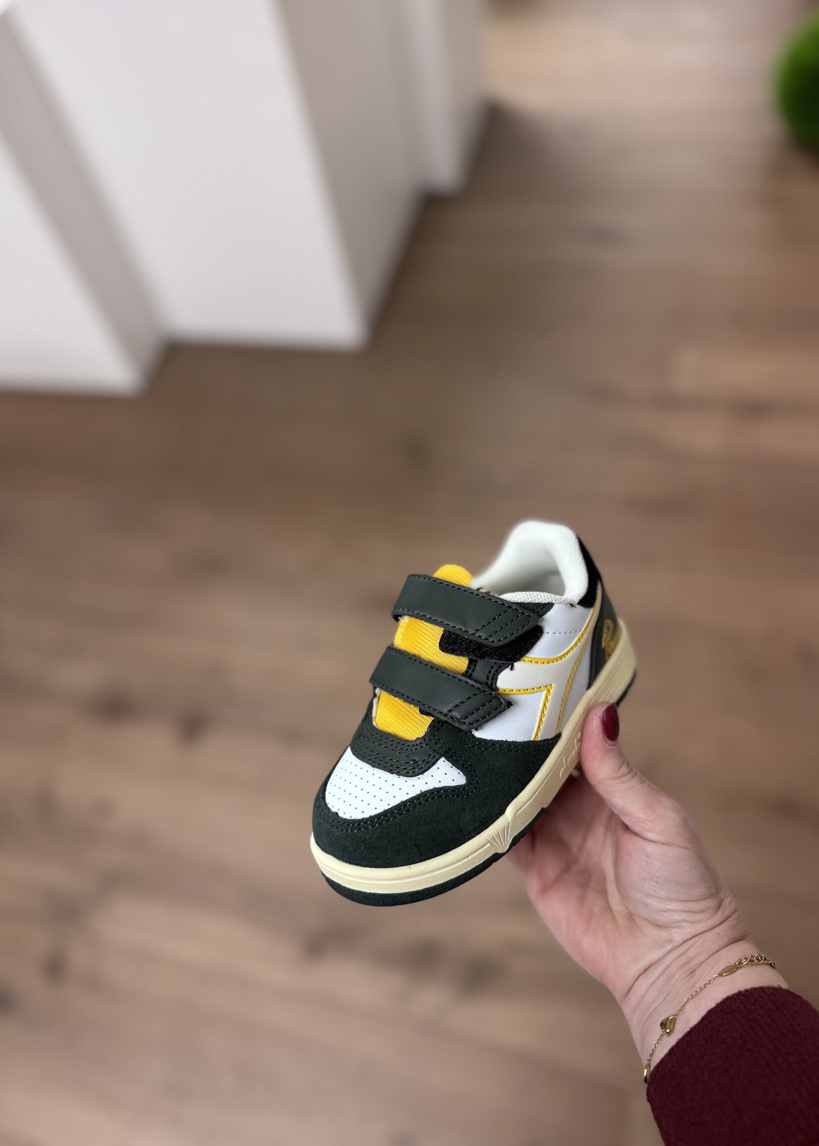 Diadora Deuce snoopy cilantro