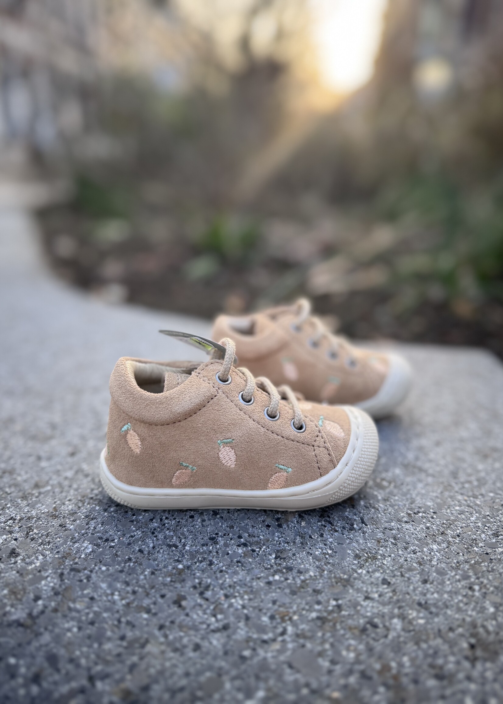 Naturino cocoon embr lemonsoda suede sand