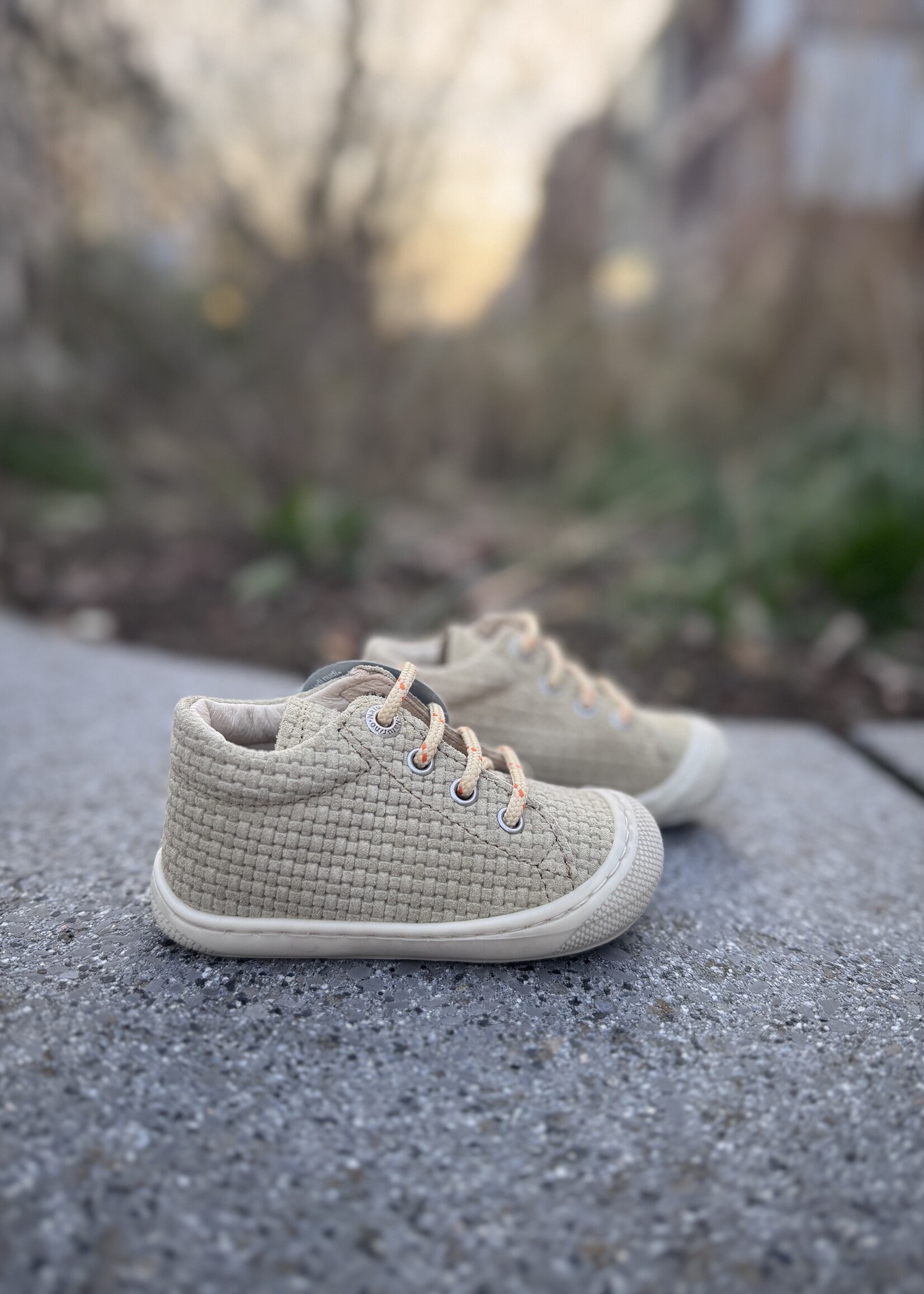 Naturino cocoon suede woven stone