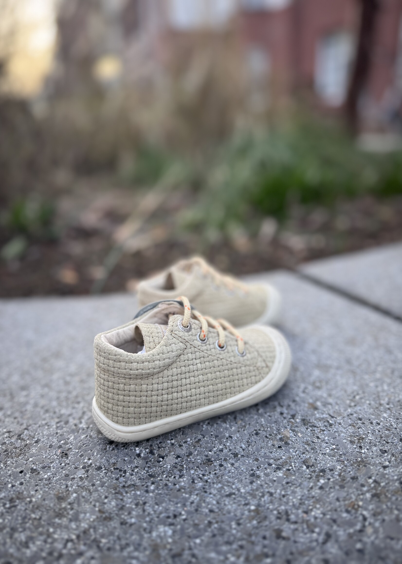 Naturino cocoon suede woven stone