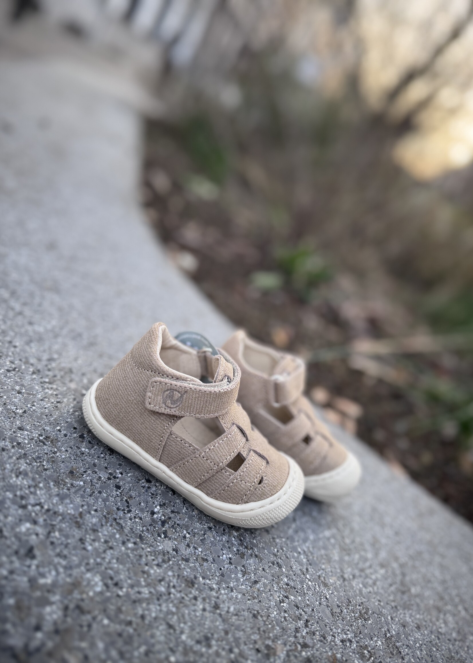 Naturino bede suede denim sand