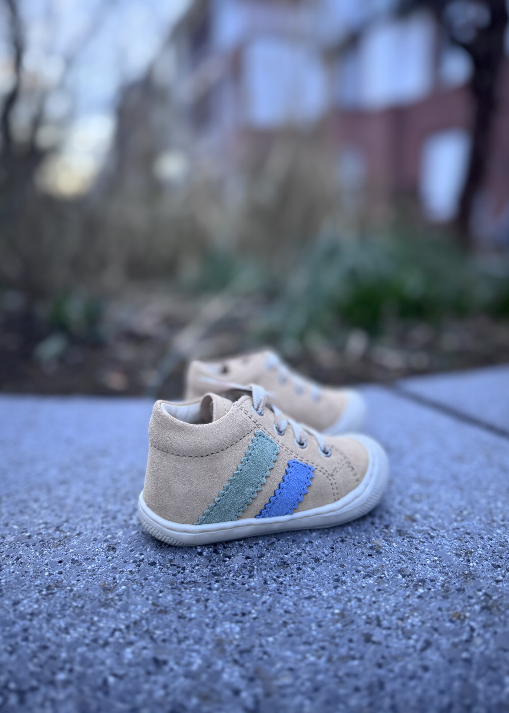 Naturino Macks suede sand celeste leaf