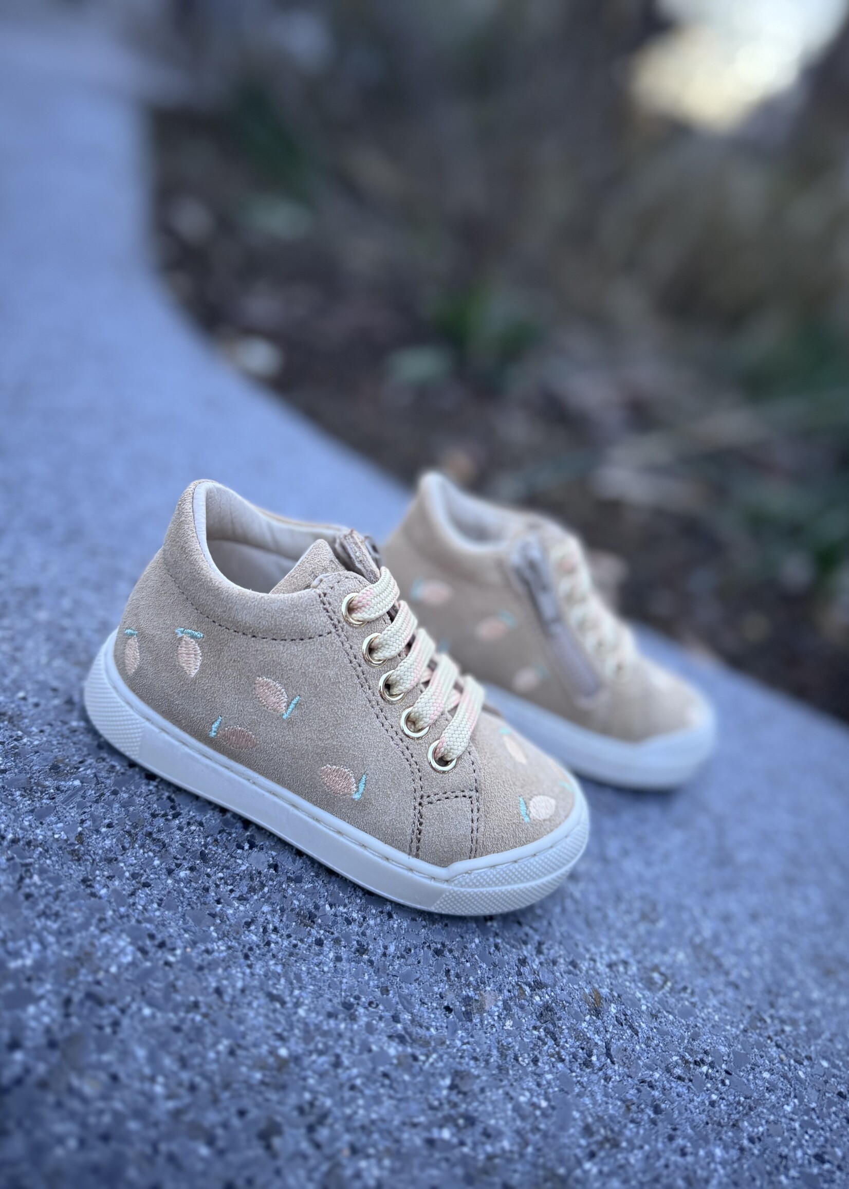 Falcotto Snopes suede sand