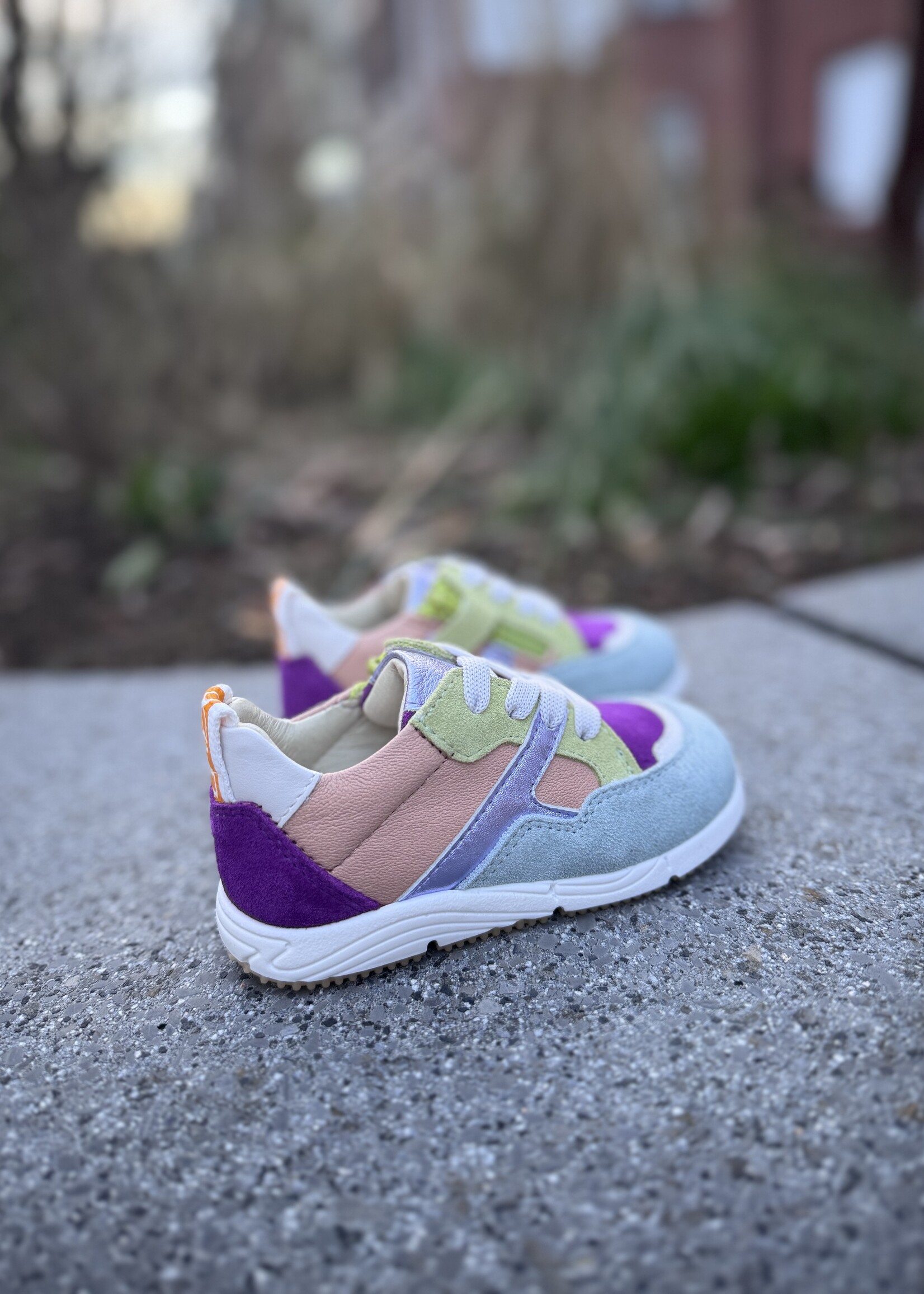 La Triboo 8991 sneaker blauw paars roze groen