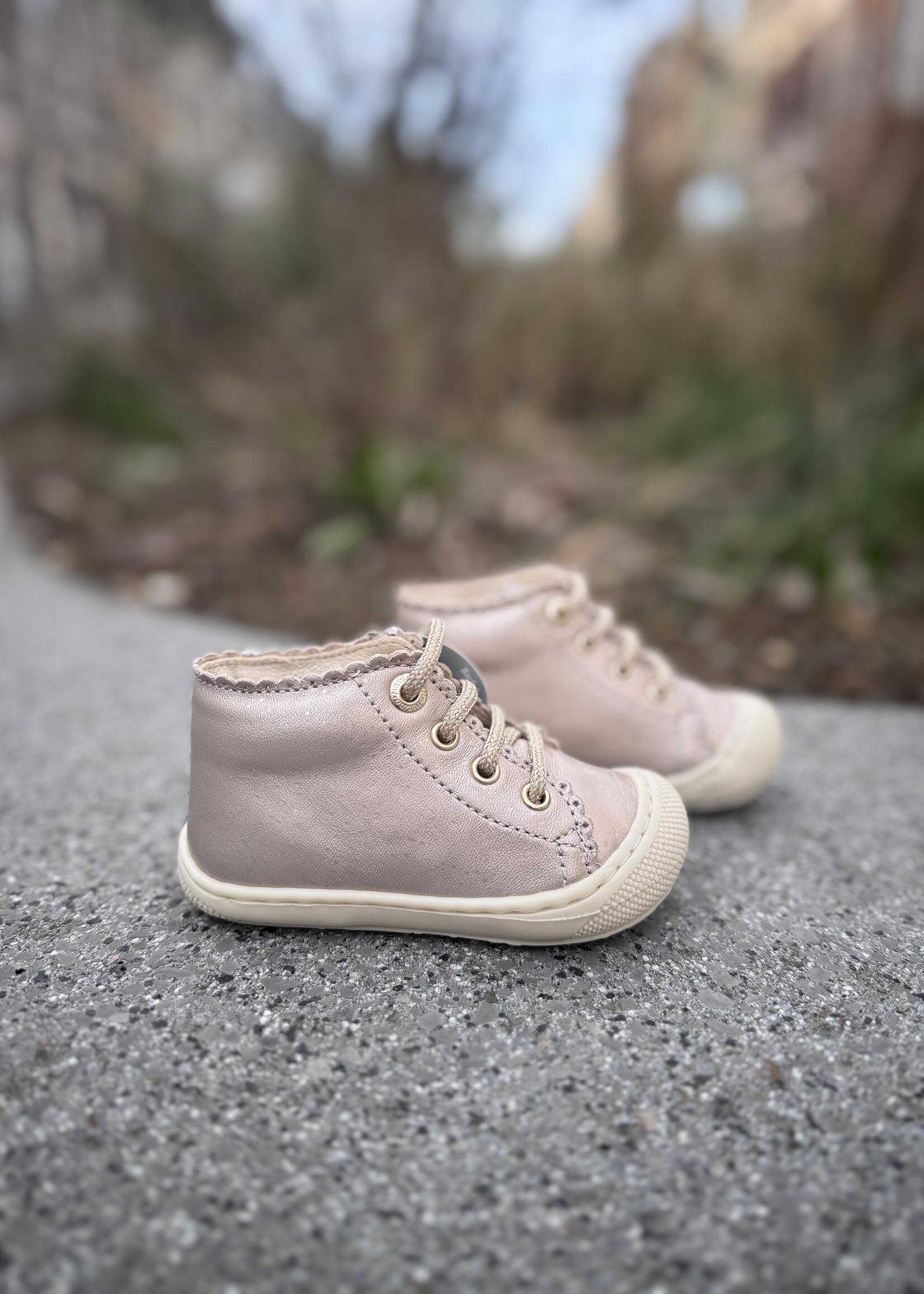 Naturino  cottins met pebbled cipria