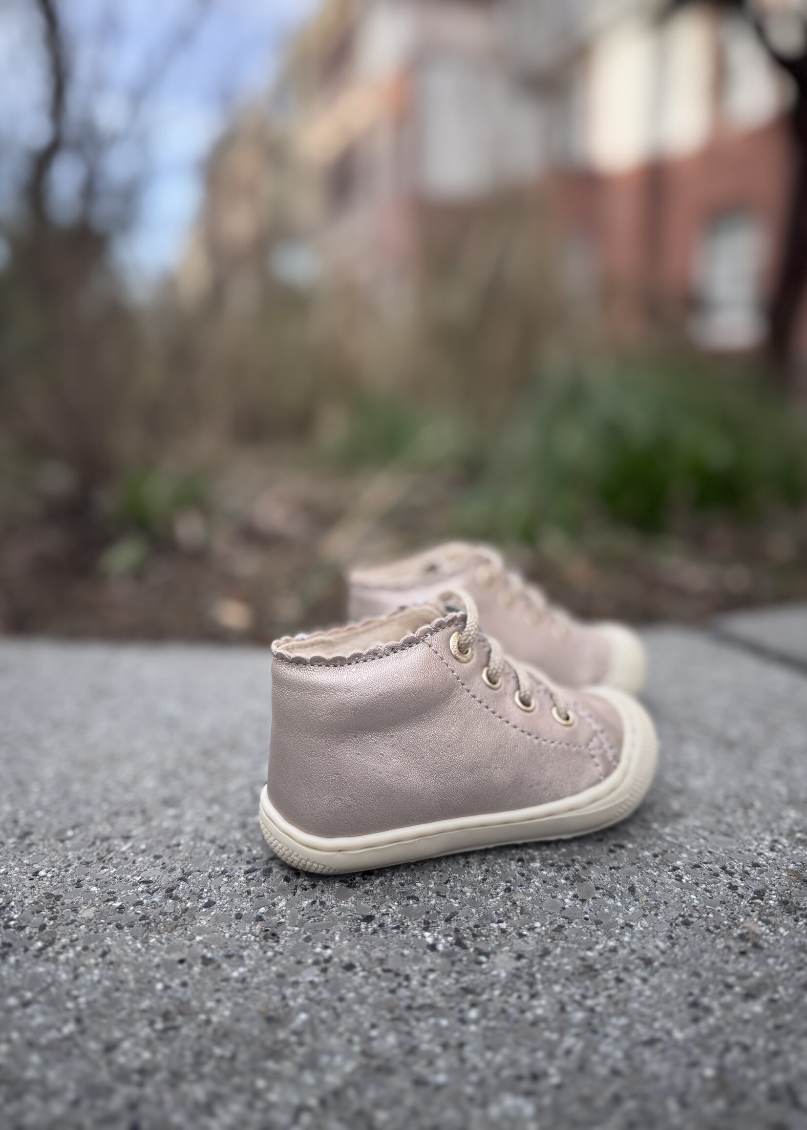 Naturino  cottins met pebbled cipria