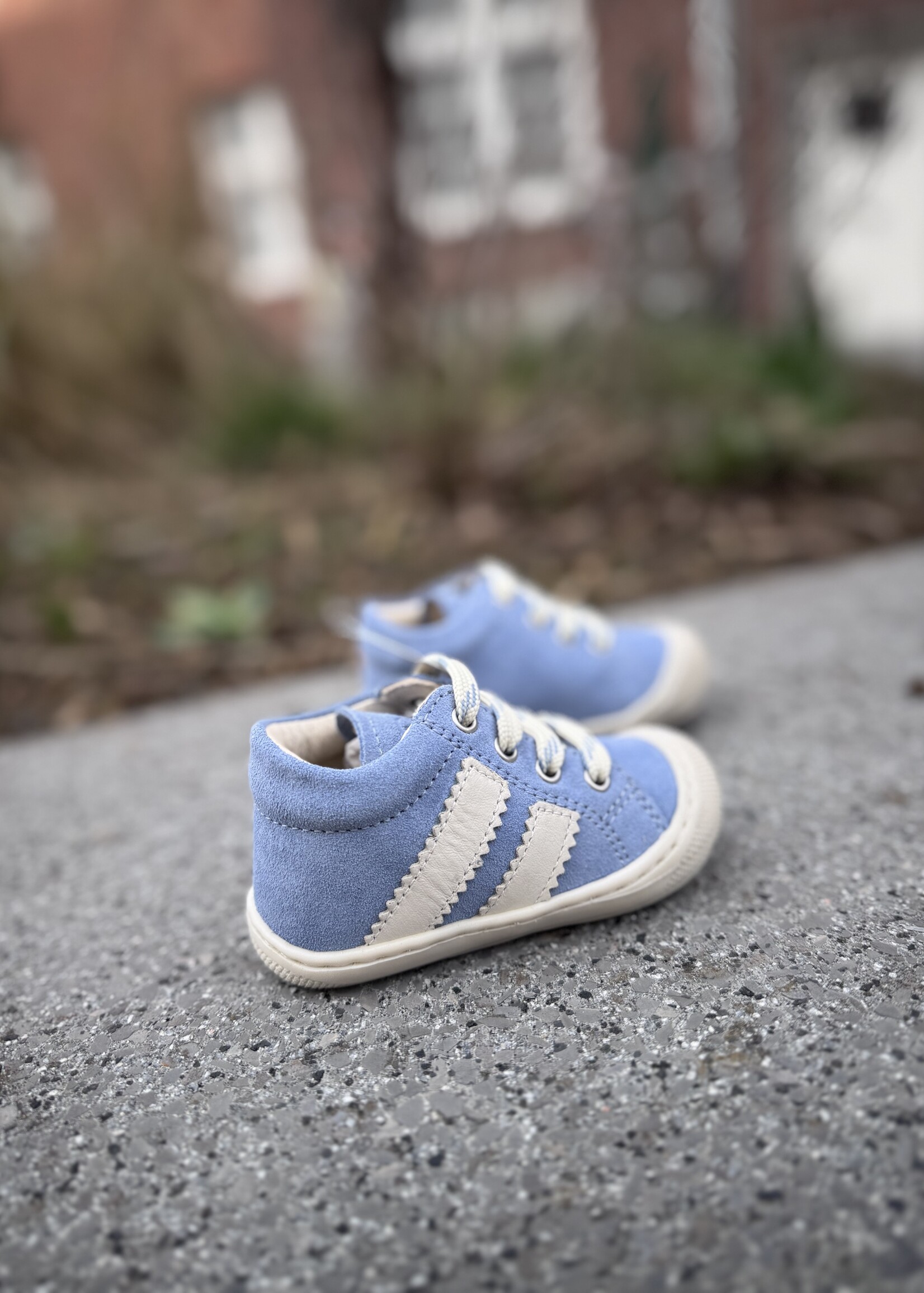 Naturino Macks suede celeste milk