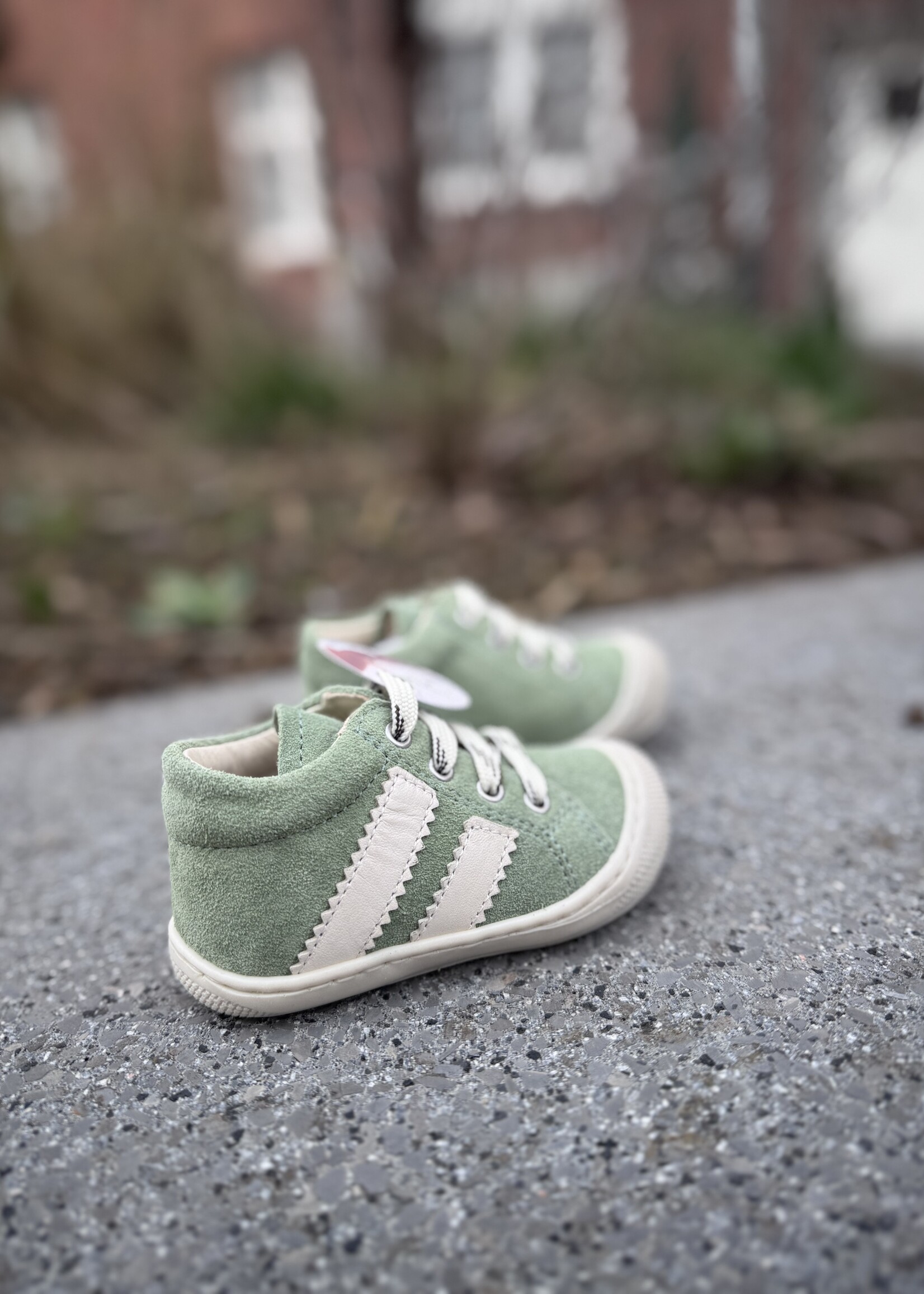 Naturino Macks suede leaf milk