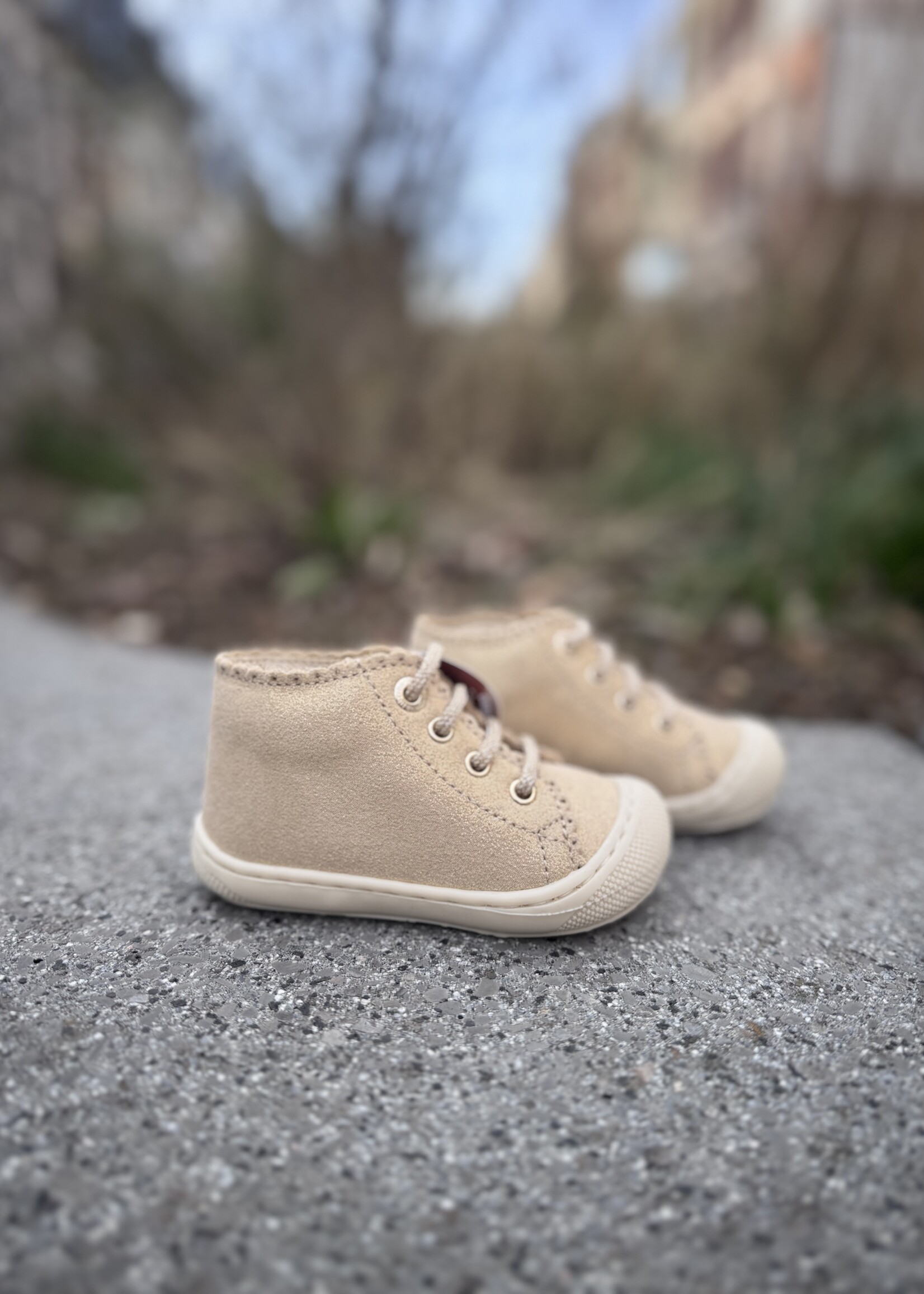 Naturino cottins suede glitter platinum sole bone