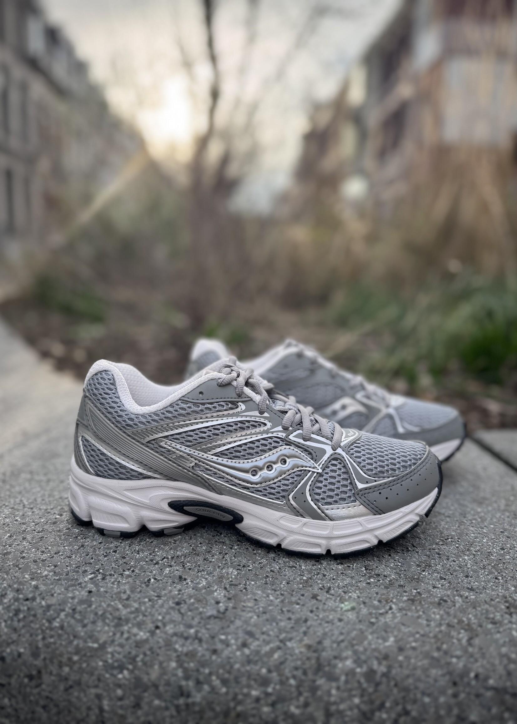 Saucony ride millenium grey/silver