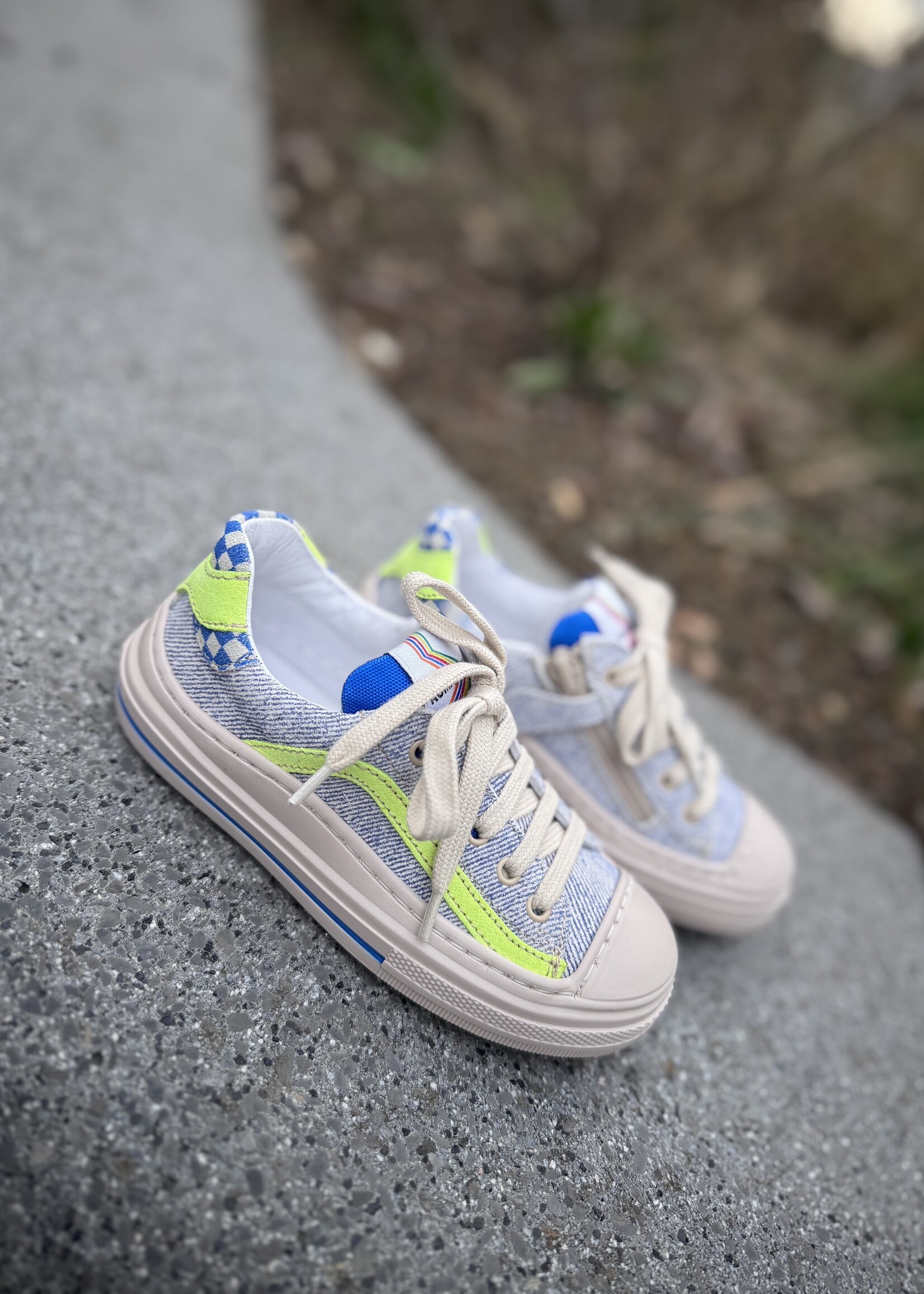 Romagnoli 8668R014 sneaker blauw geel