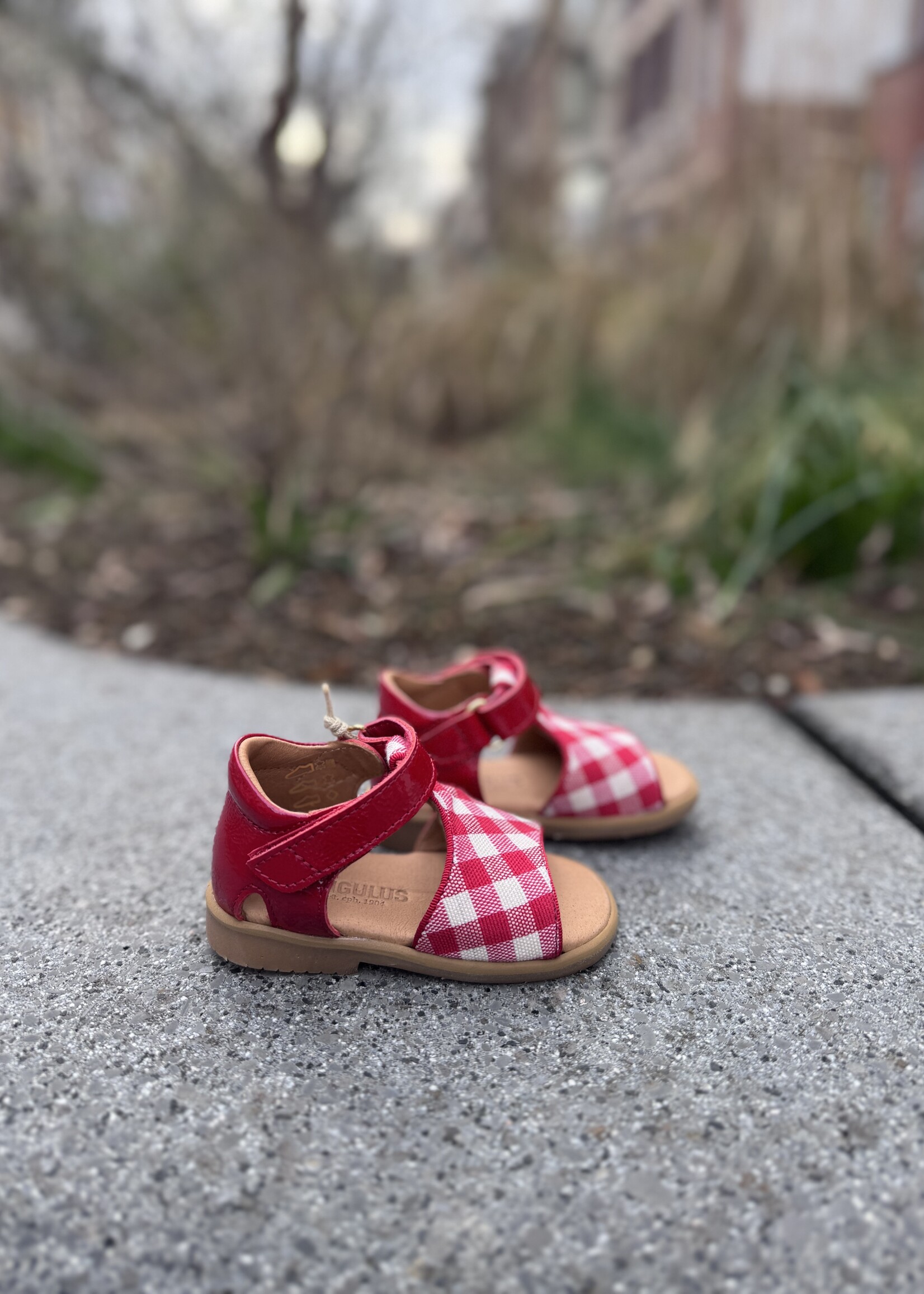 Angulus open toe sandal with check detail red