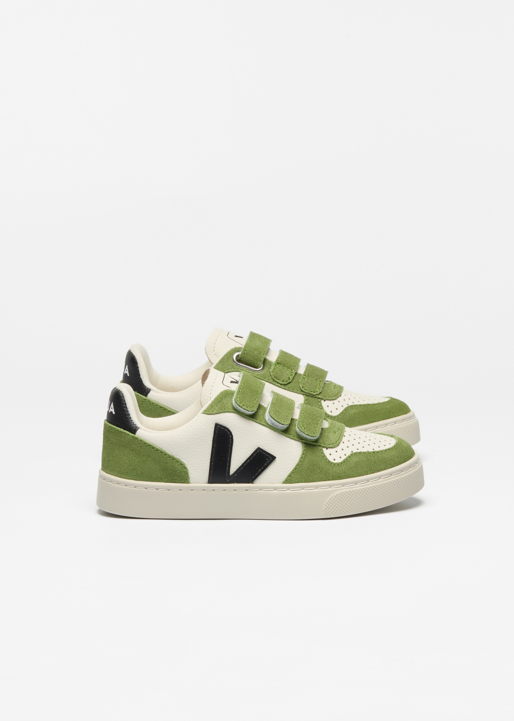 VEJA V-10 Pure black kiwi