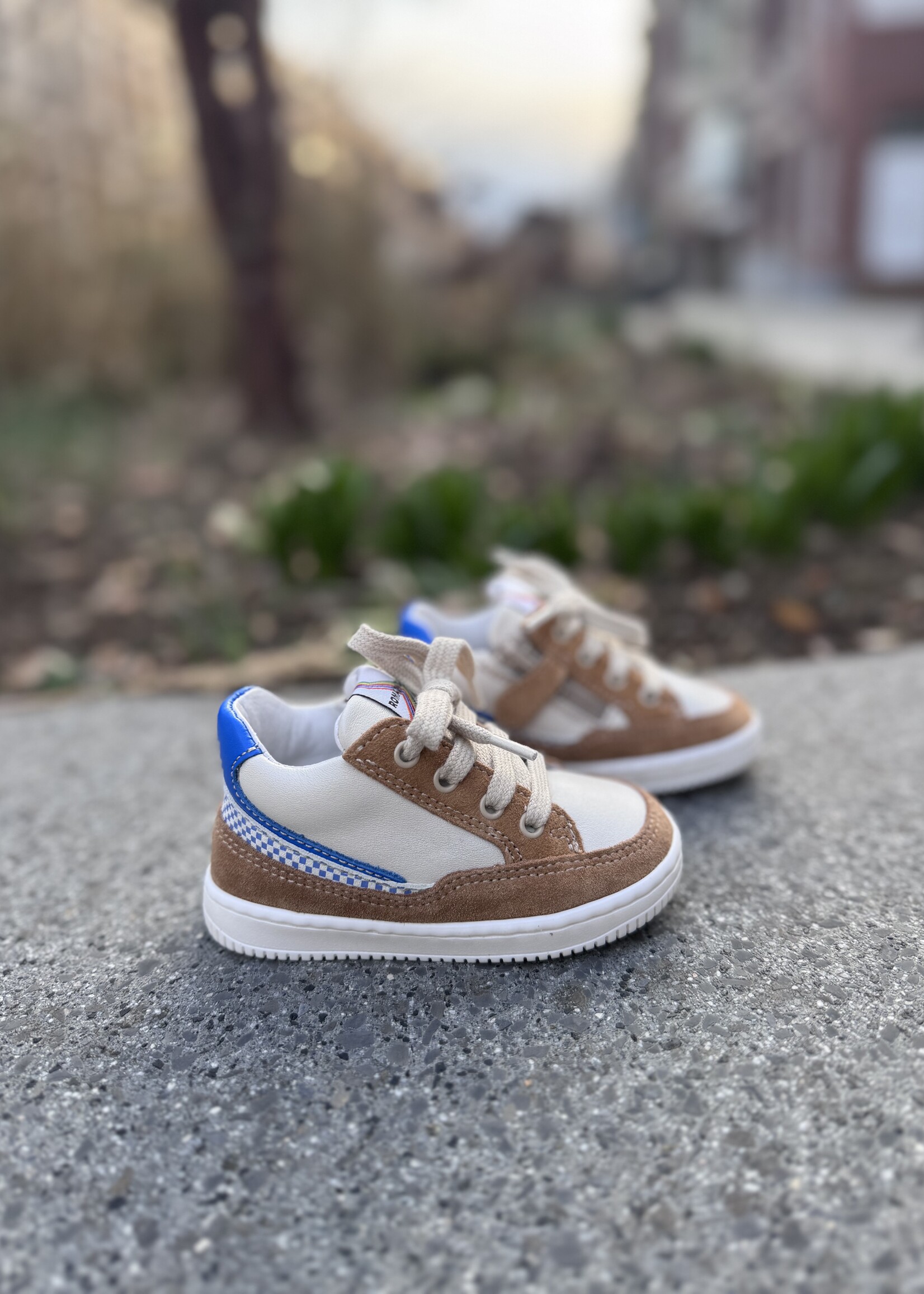 Romagnoli 8034 eerste stapper sneaker wit blauw