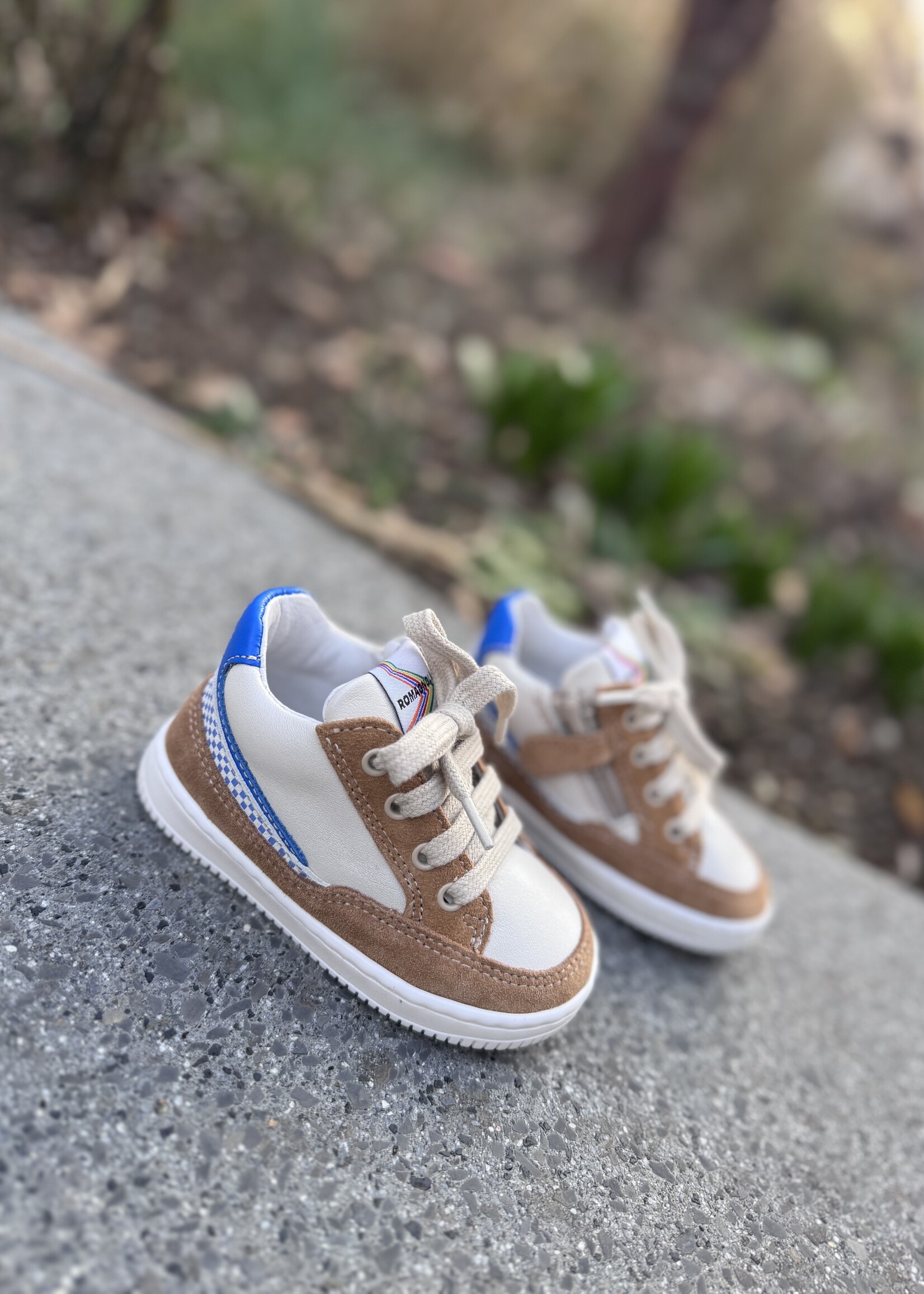 Romagnoli 8034 eerste stapper sneaker wit blauw