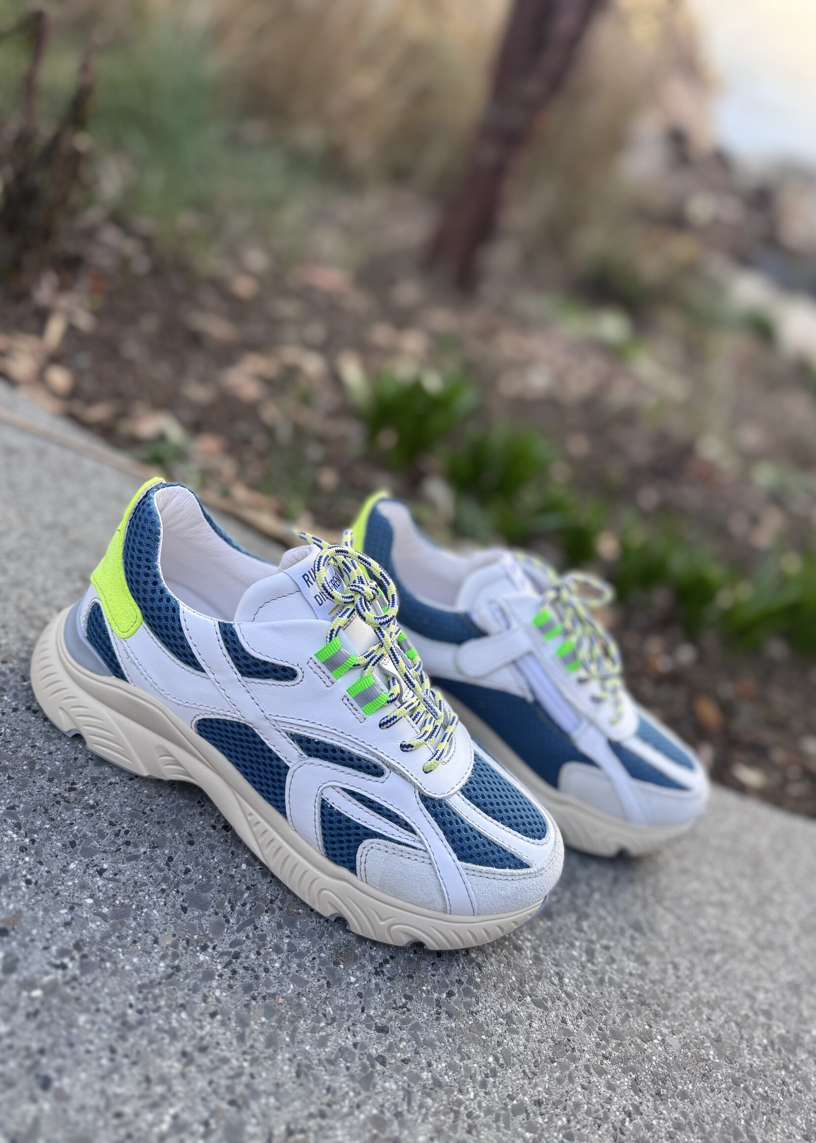 Romagnoli 8936R050 sneaker runner blauw wit