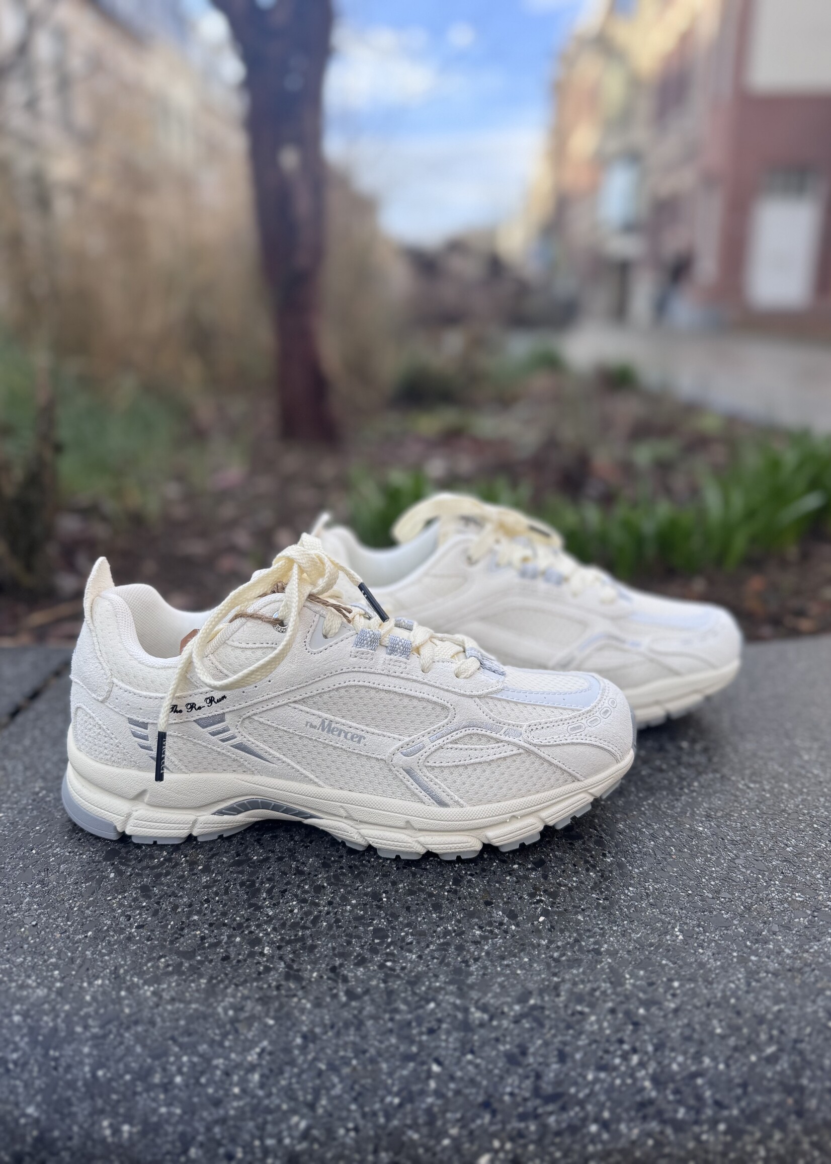 Mercer Re-Run  vintage suede off white