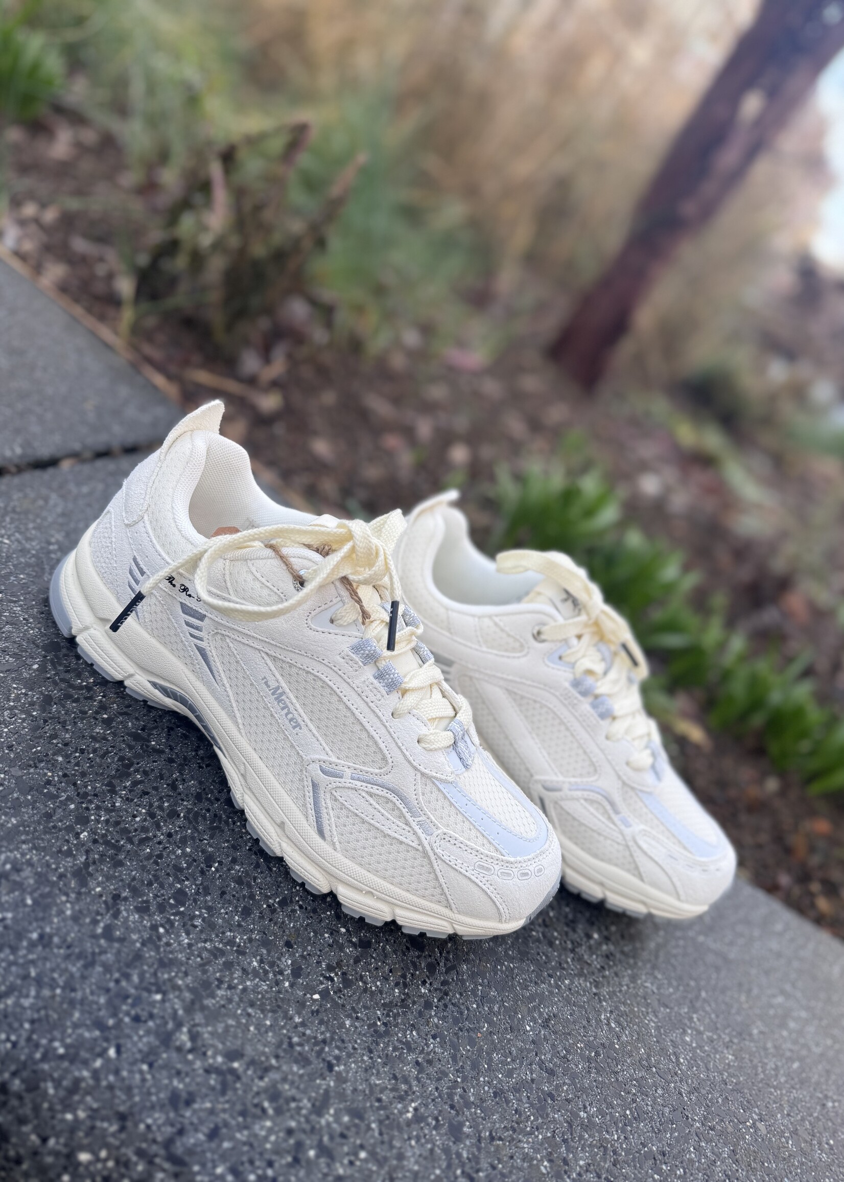 Mercer Re-Run  vintage suede off white