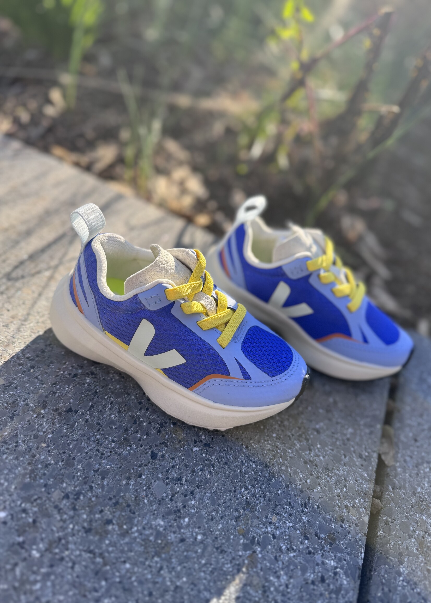 VEJA small canary light alv paros ice olympe