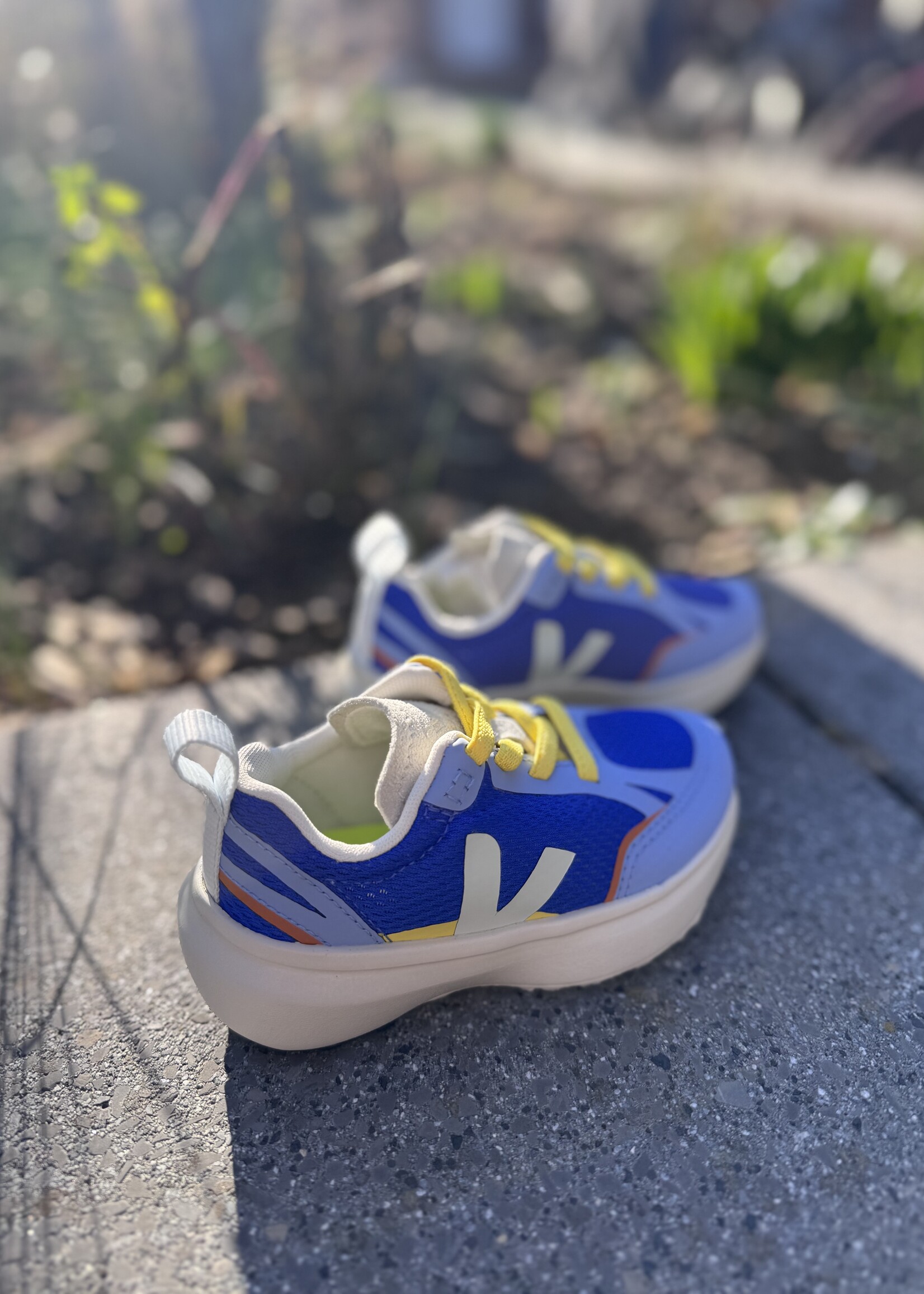 VEJA small canary light alv paros ice olympe